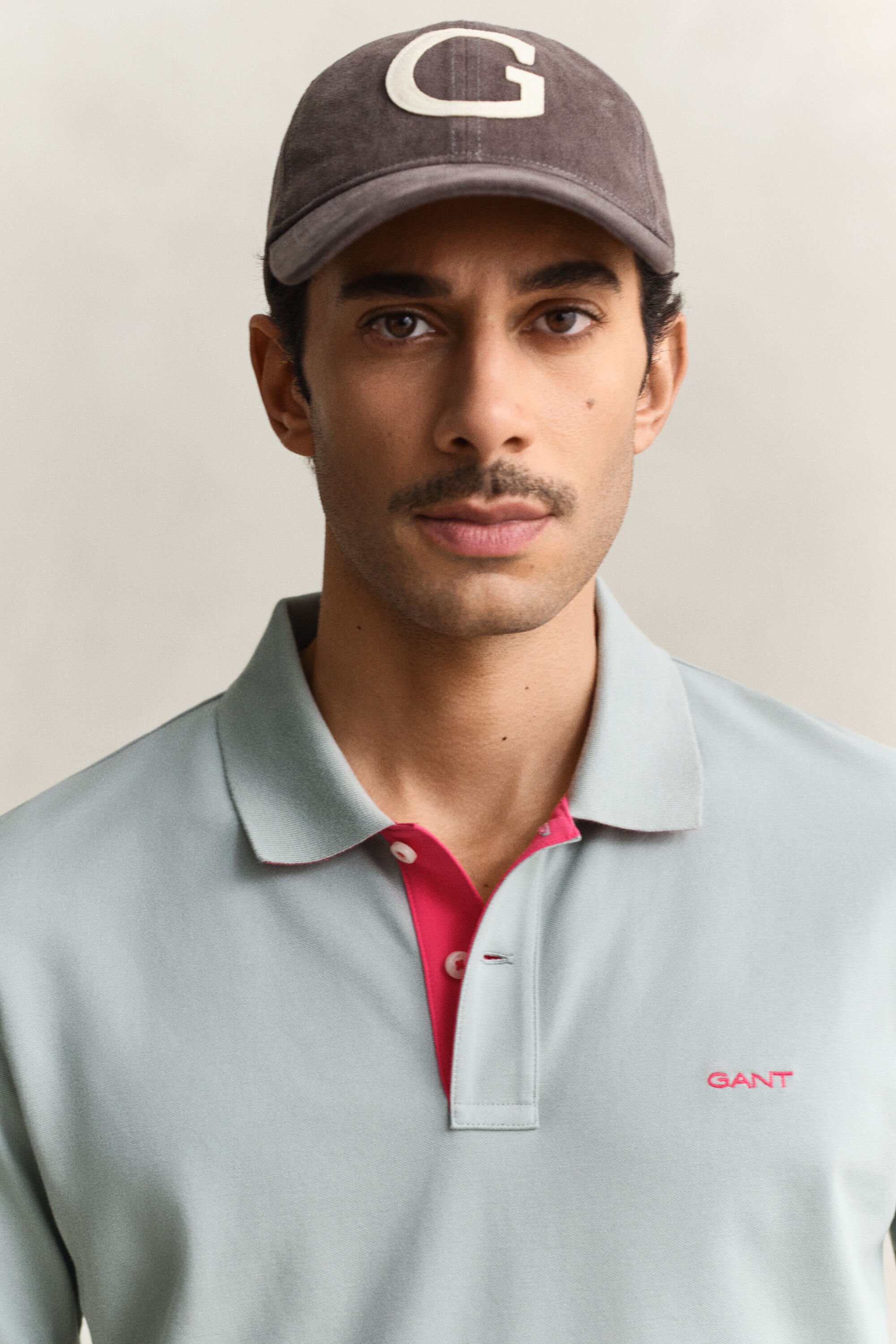 Polo in piqué a contrasto