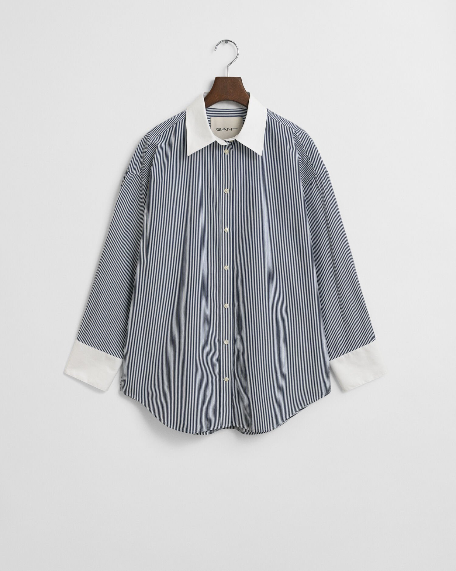 Camicia a righe con colletto a contrasto oversize