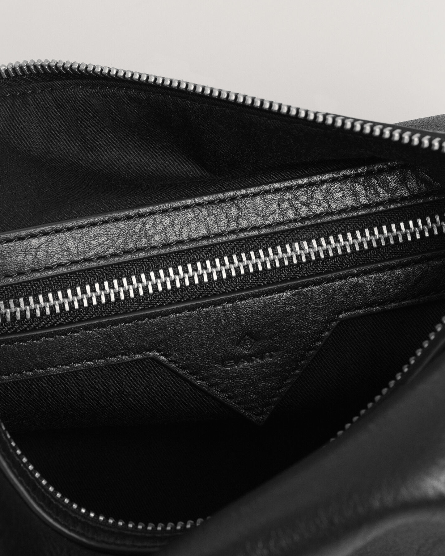 Beauty-case in pelle