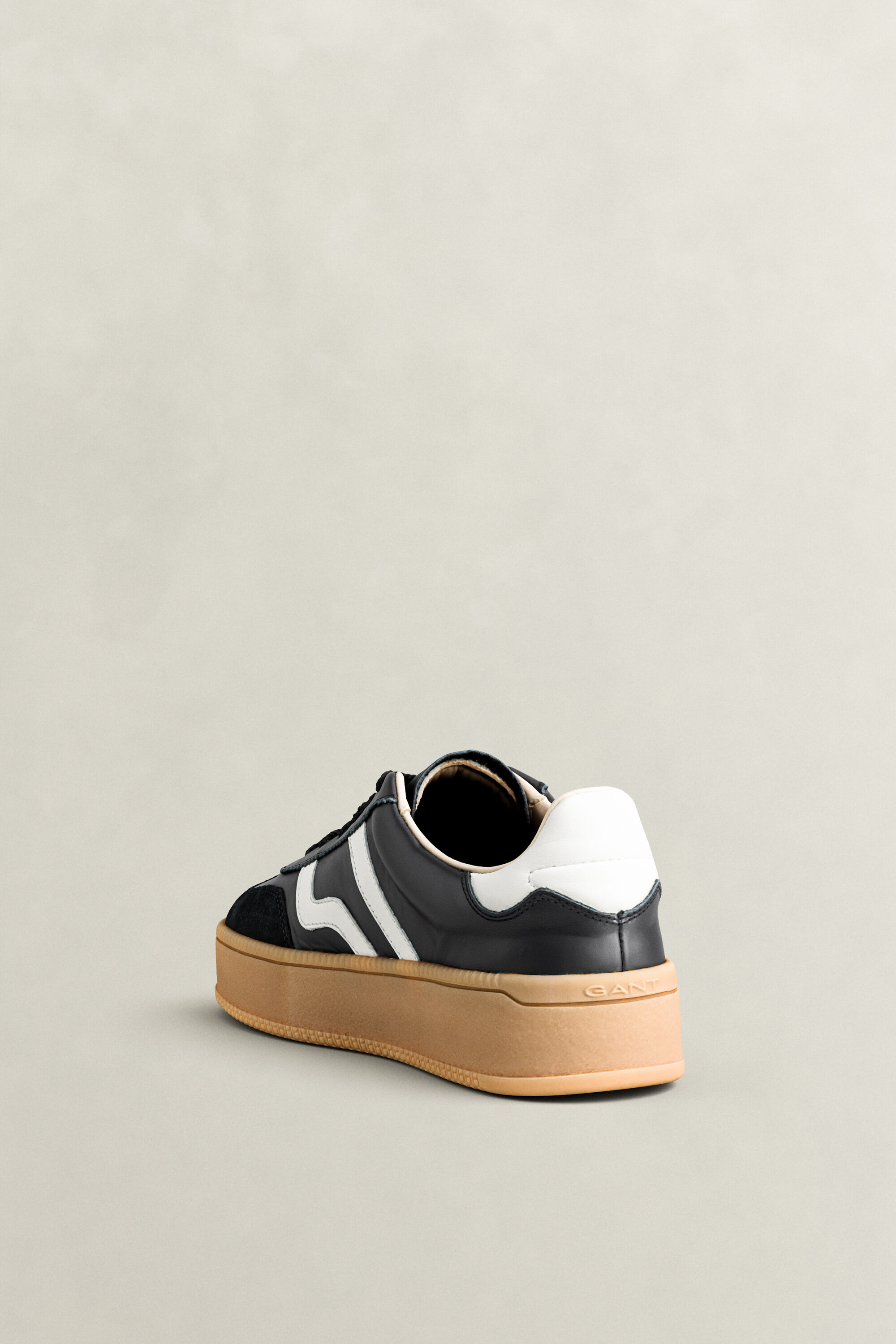 Sneakers Cuzmani in pelle