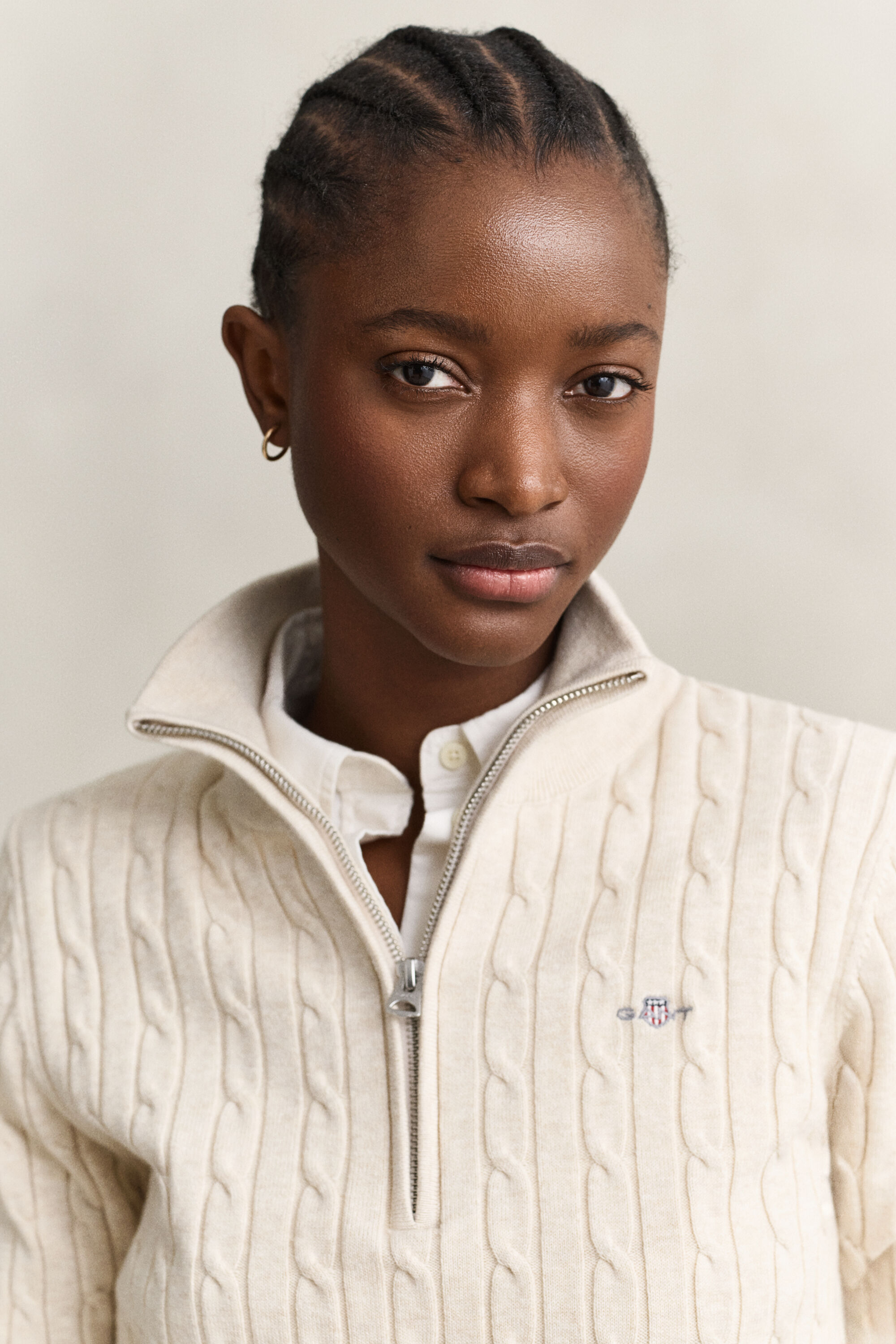 Maglia con zip corta in cotone elasticizzato a trecce