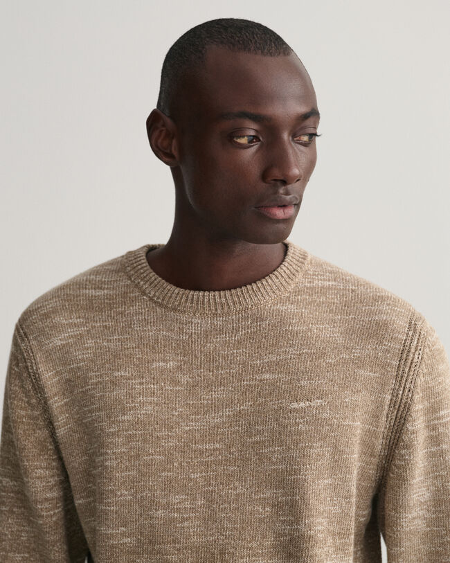 Maglia girocollo con filato ritorto