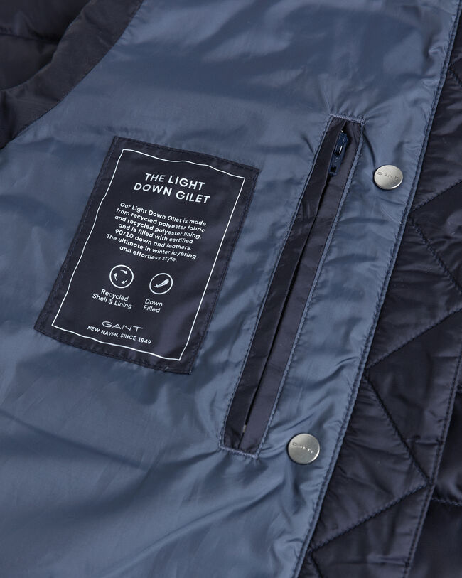 Piumino smanicato leggero