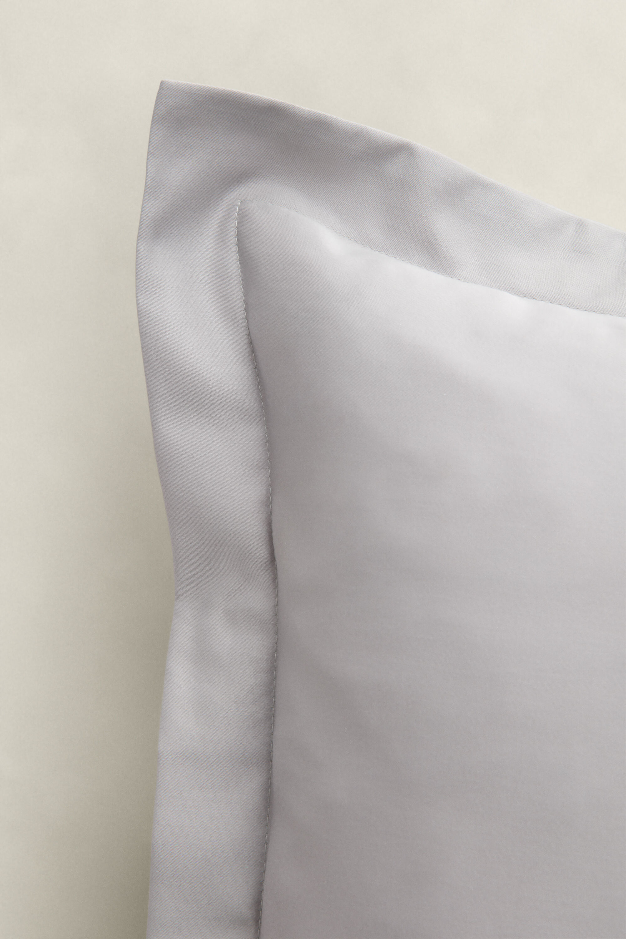 Federa Sateen