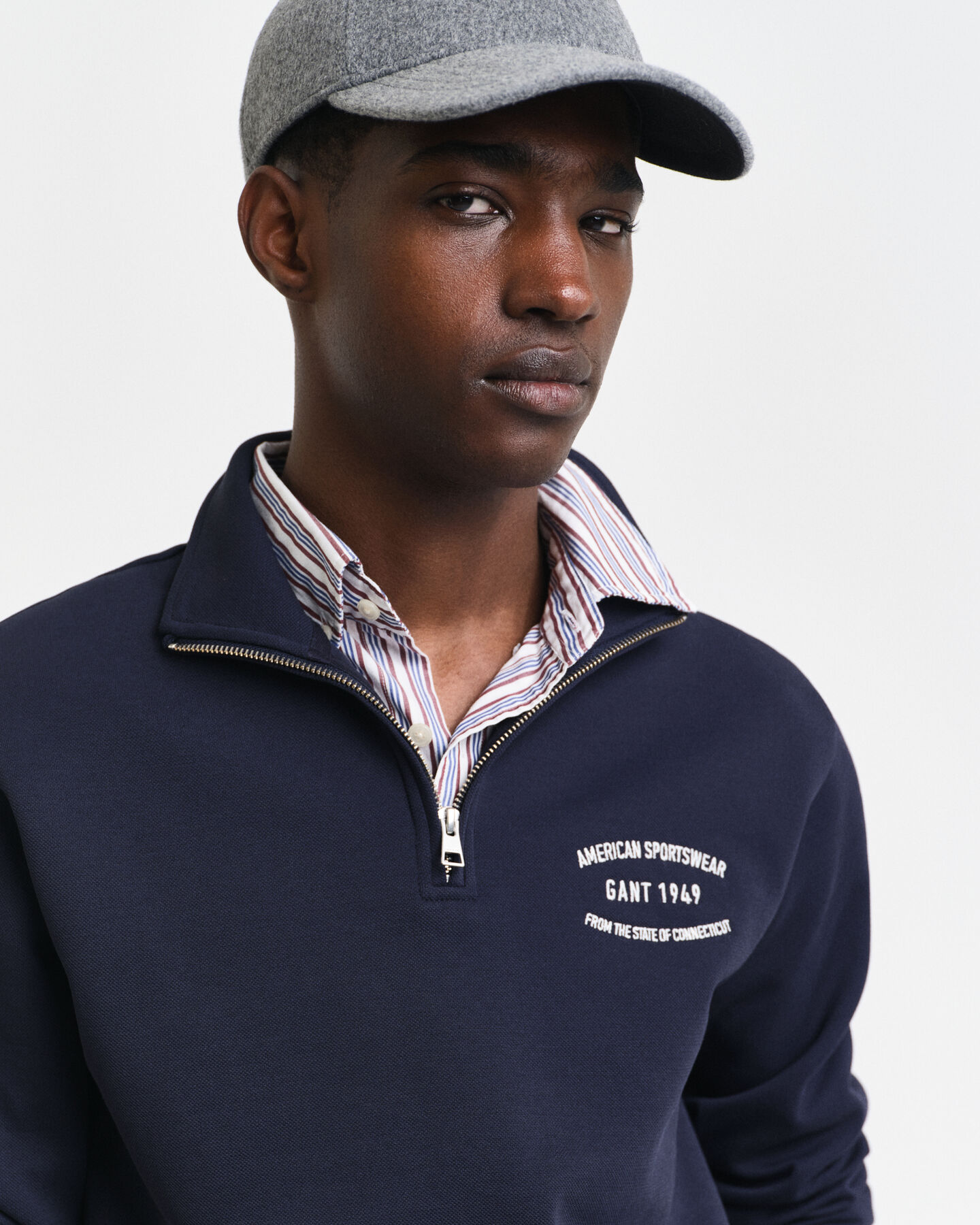 Felpa con zip corta stampa piccola