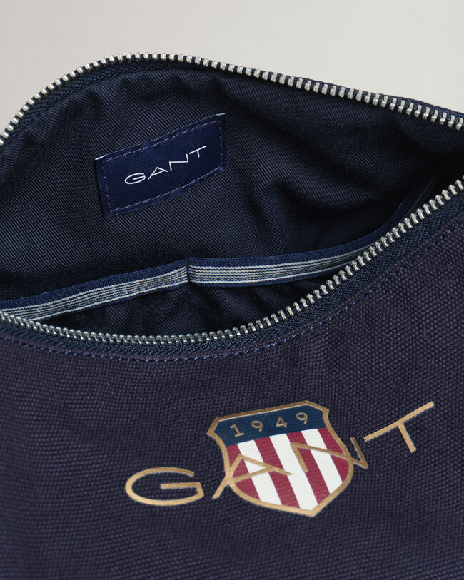 Beauty-case Archive Shield