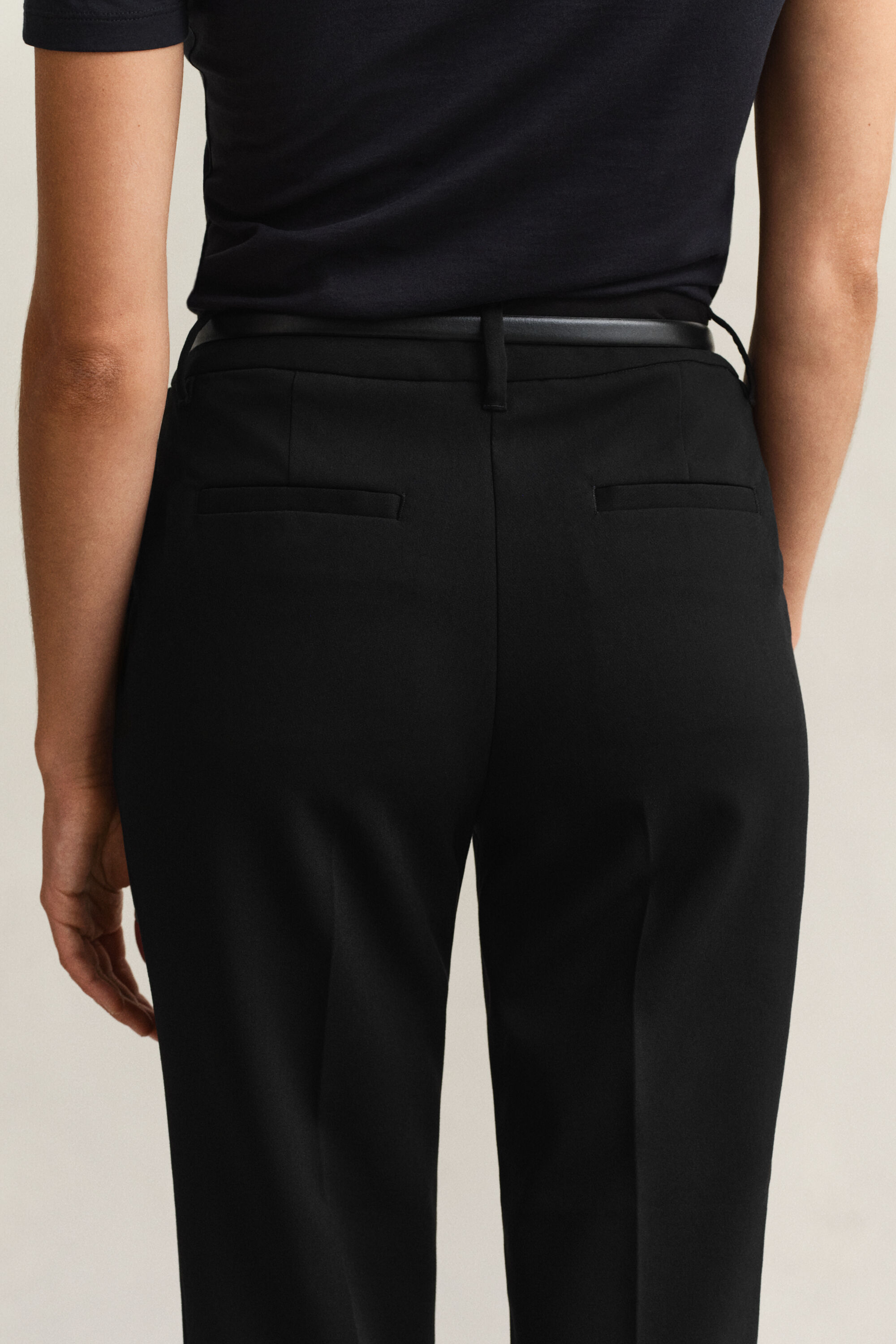 Pantaloni eleganti slim fit