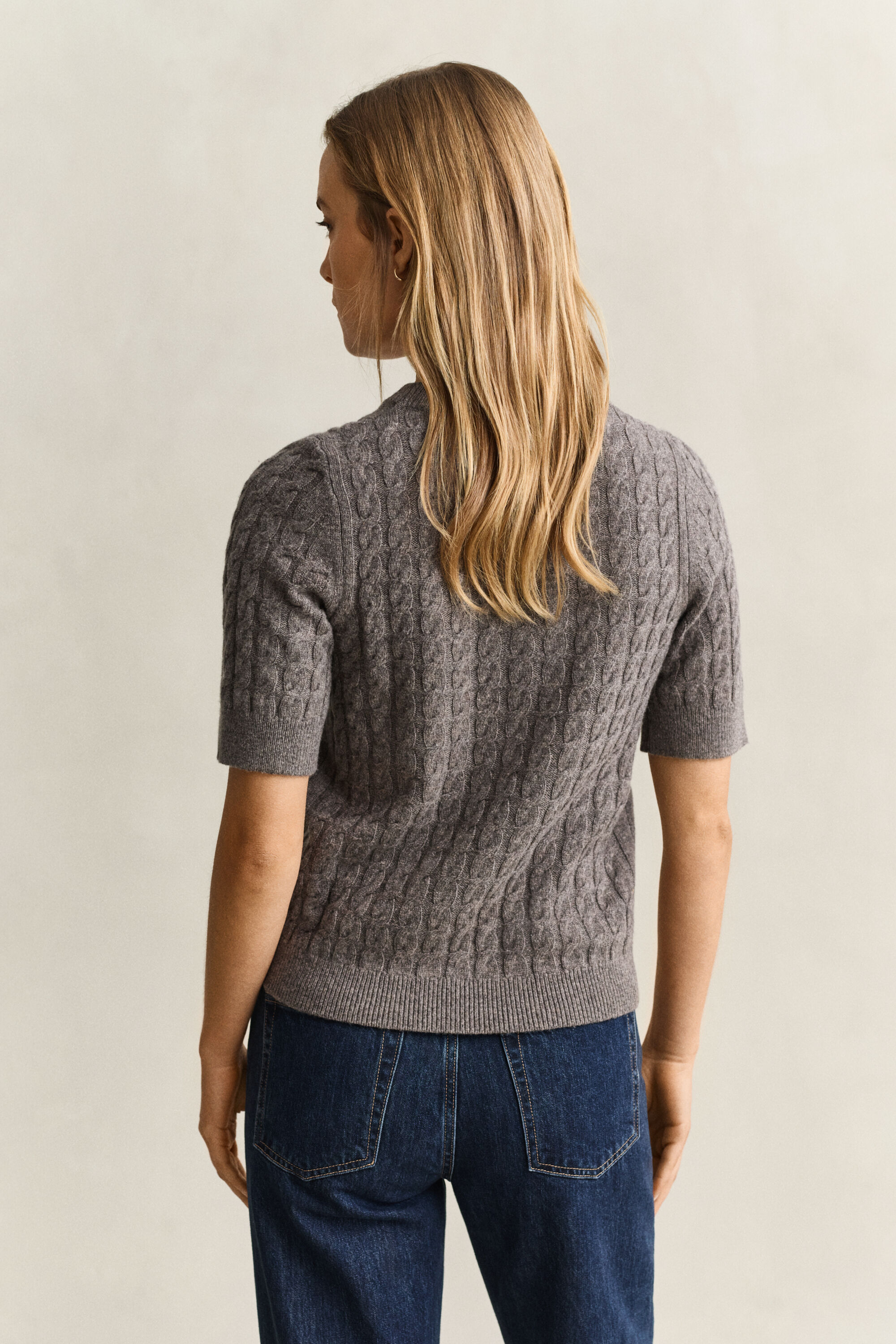 Maglia a trecce con maniche corte in lana e cashmere