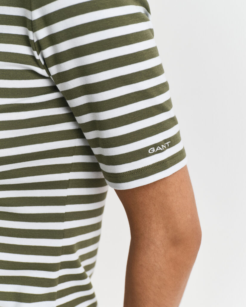 T-shirt a righe a coste