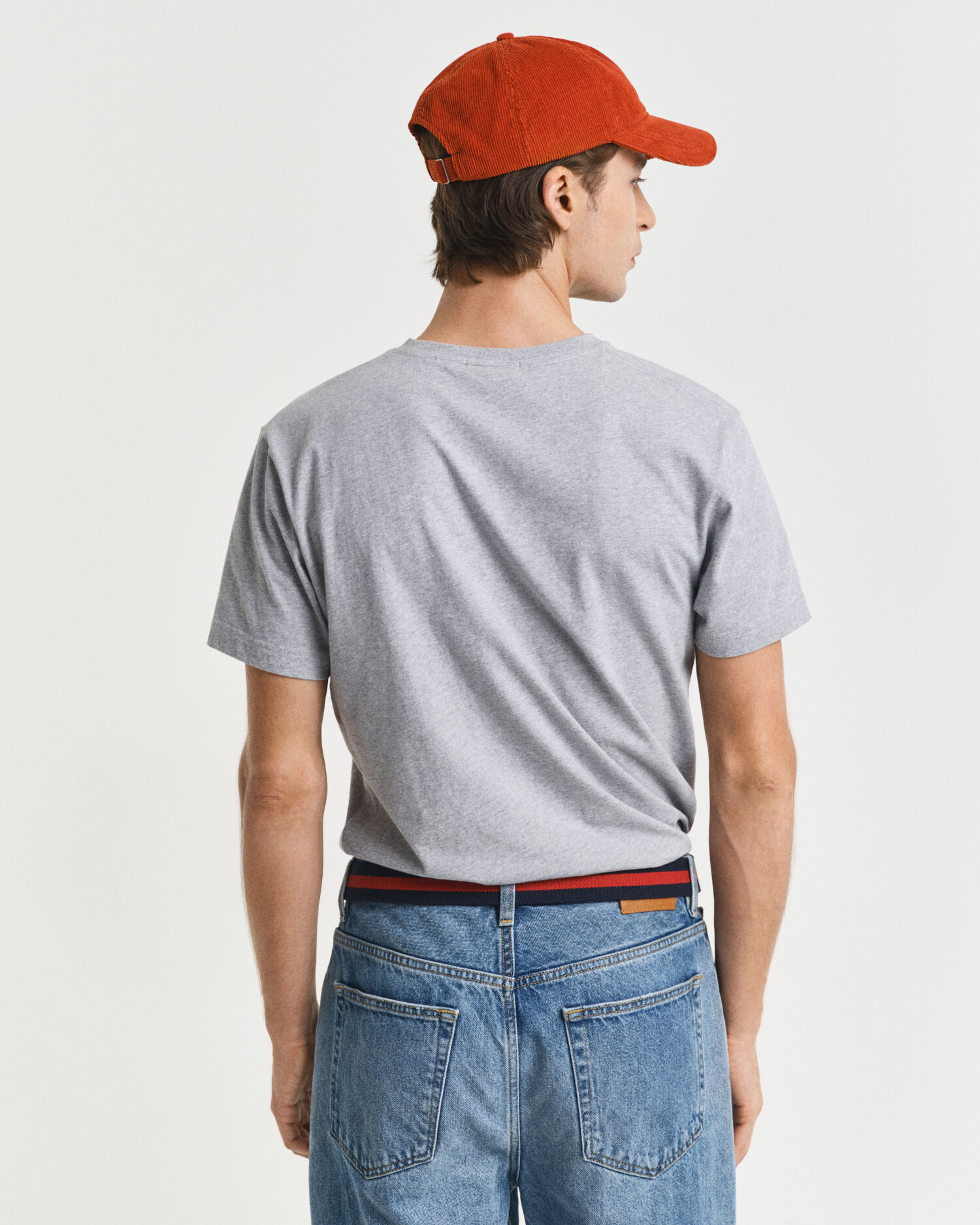 T-shirt Shield con scollo a V slim fit