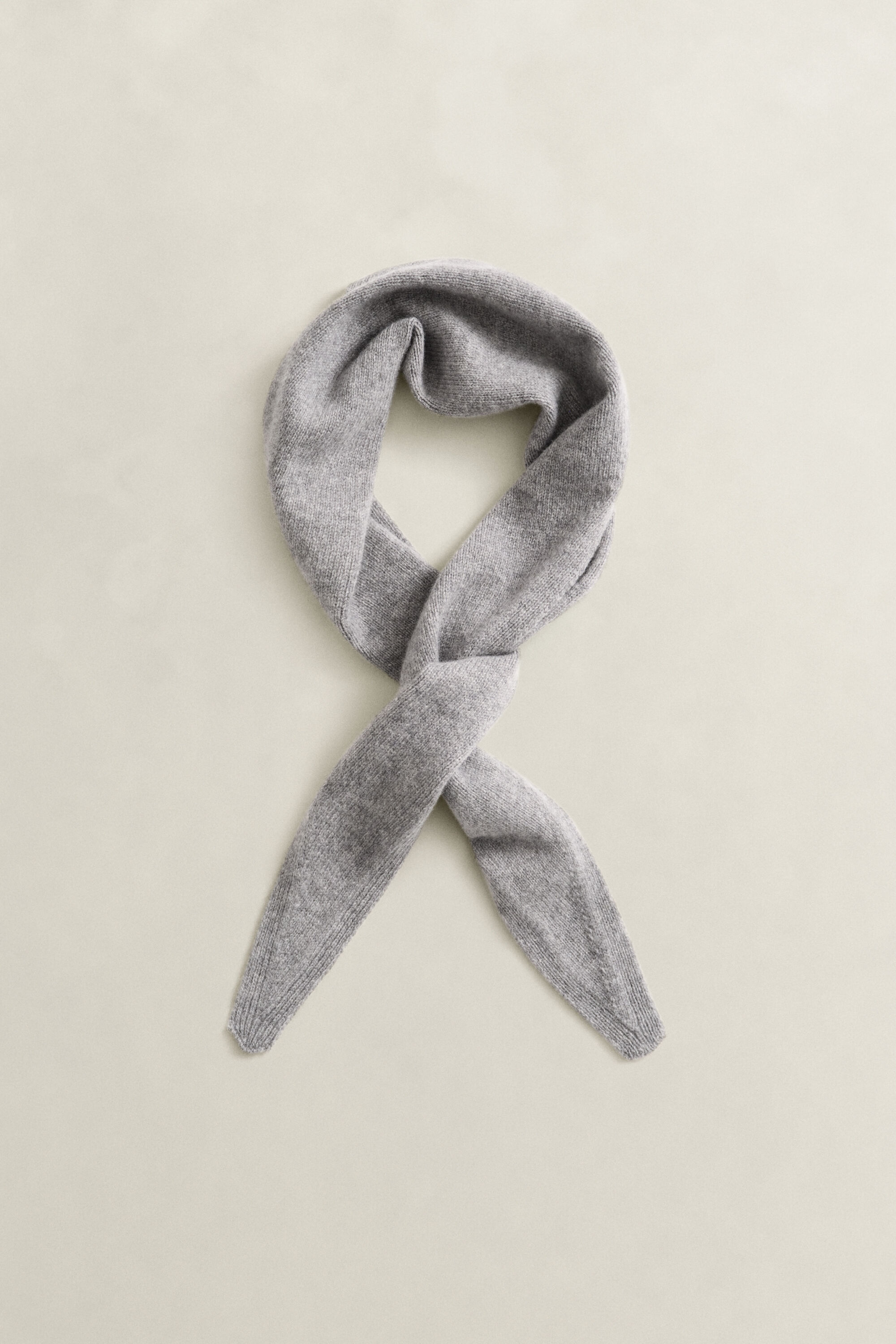 Sciarpa triangolare in lana e cashmere