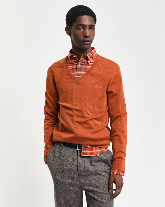 Maglia con scollo a V in finissima lana merino