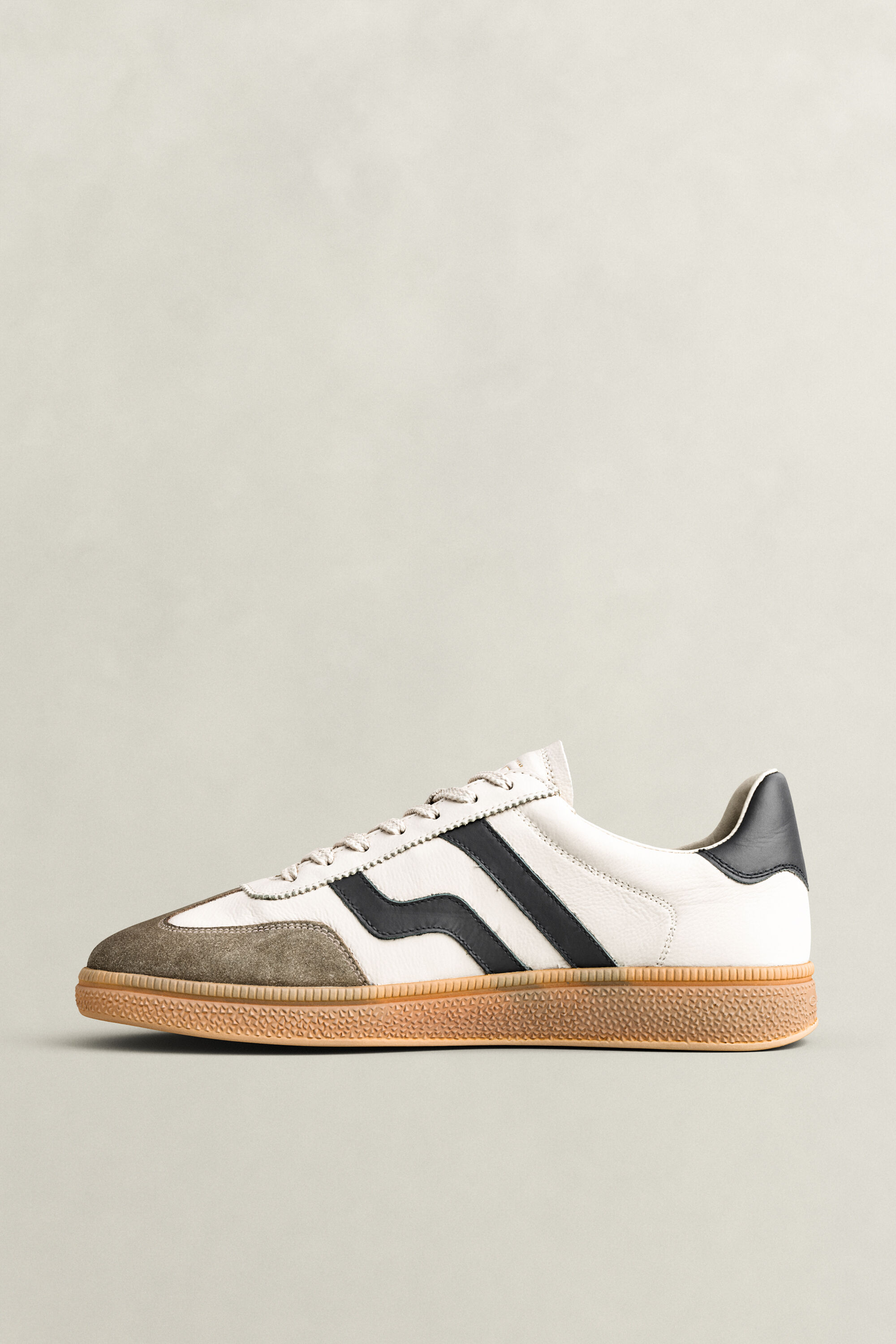 Sneakers Cuzmo in pelle e camoscio