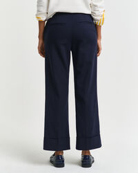 Pantaloni con piega e risvolto