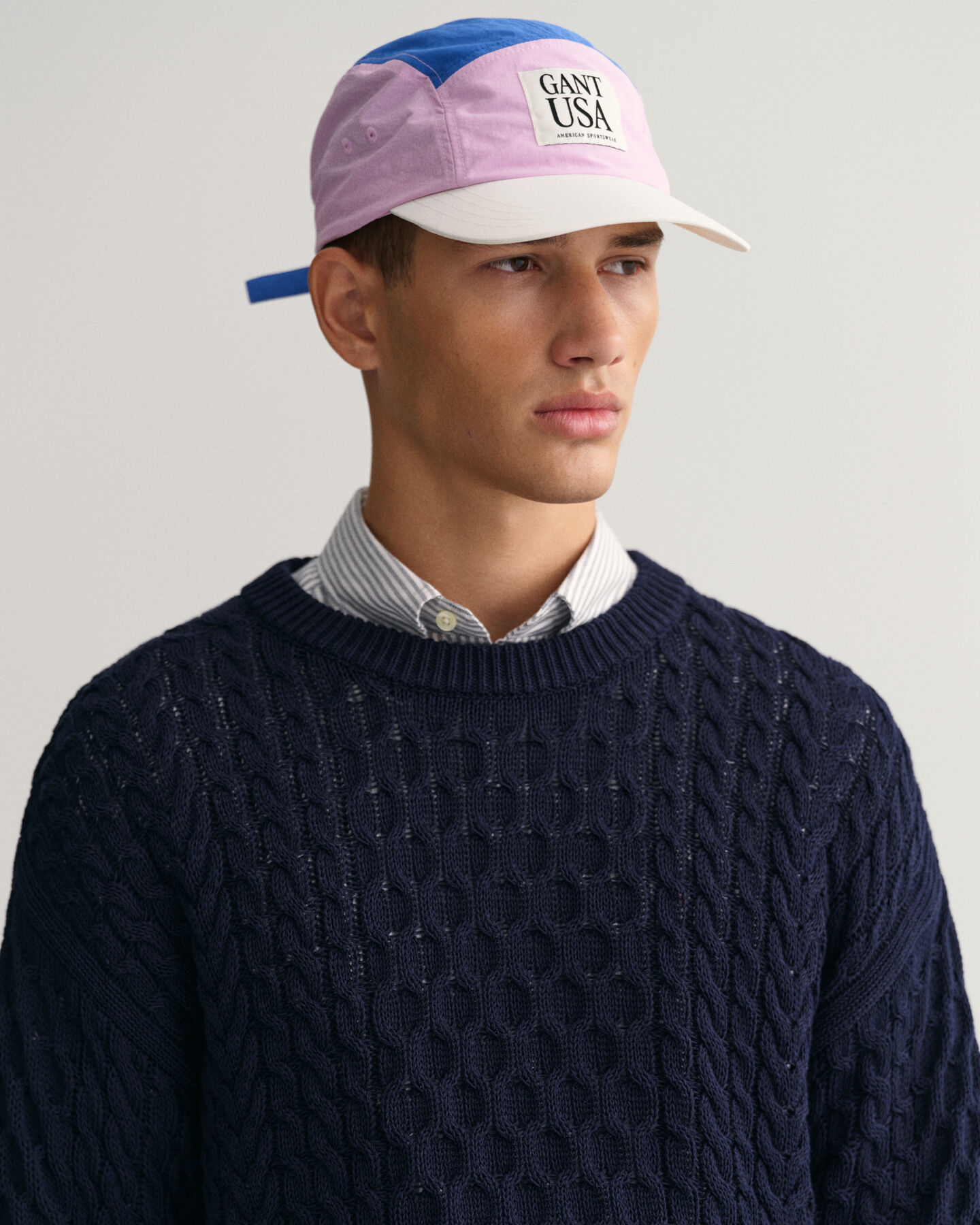 Maglia girocollo in cotone a trecce