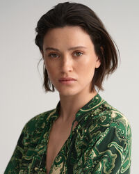 Abito con colletto alla coreana Paisley