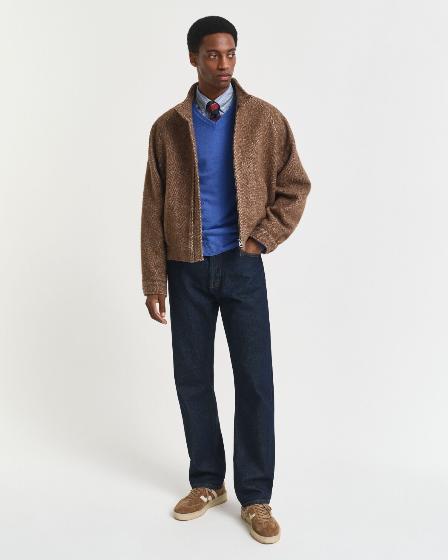 Maglia con scollo a V in finissima lana d’agnello