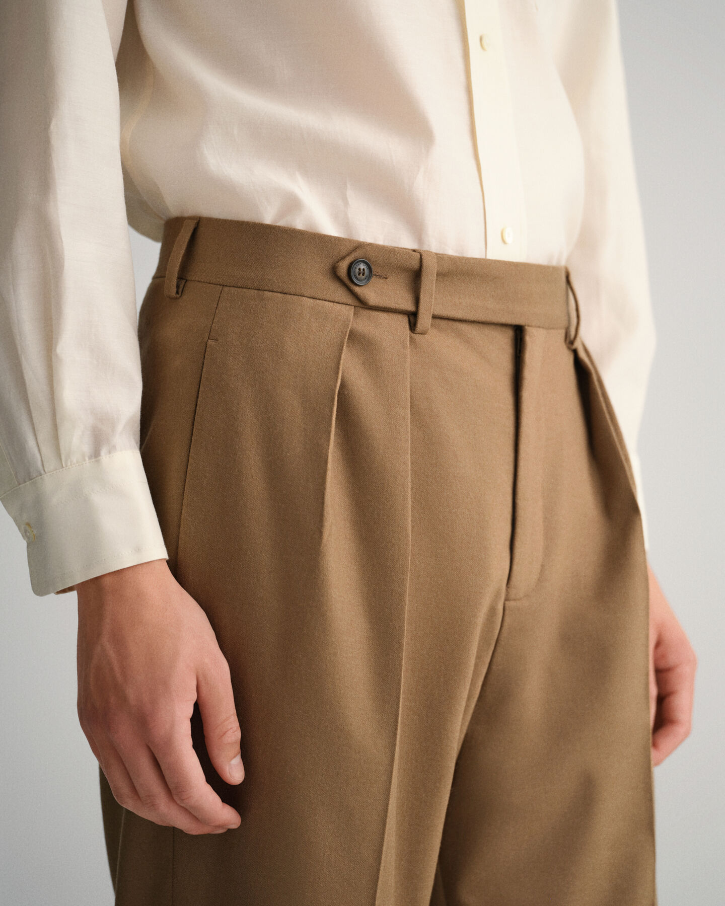 Pantaloni da abito in flanella gamba larga