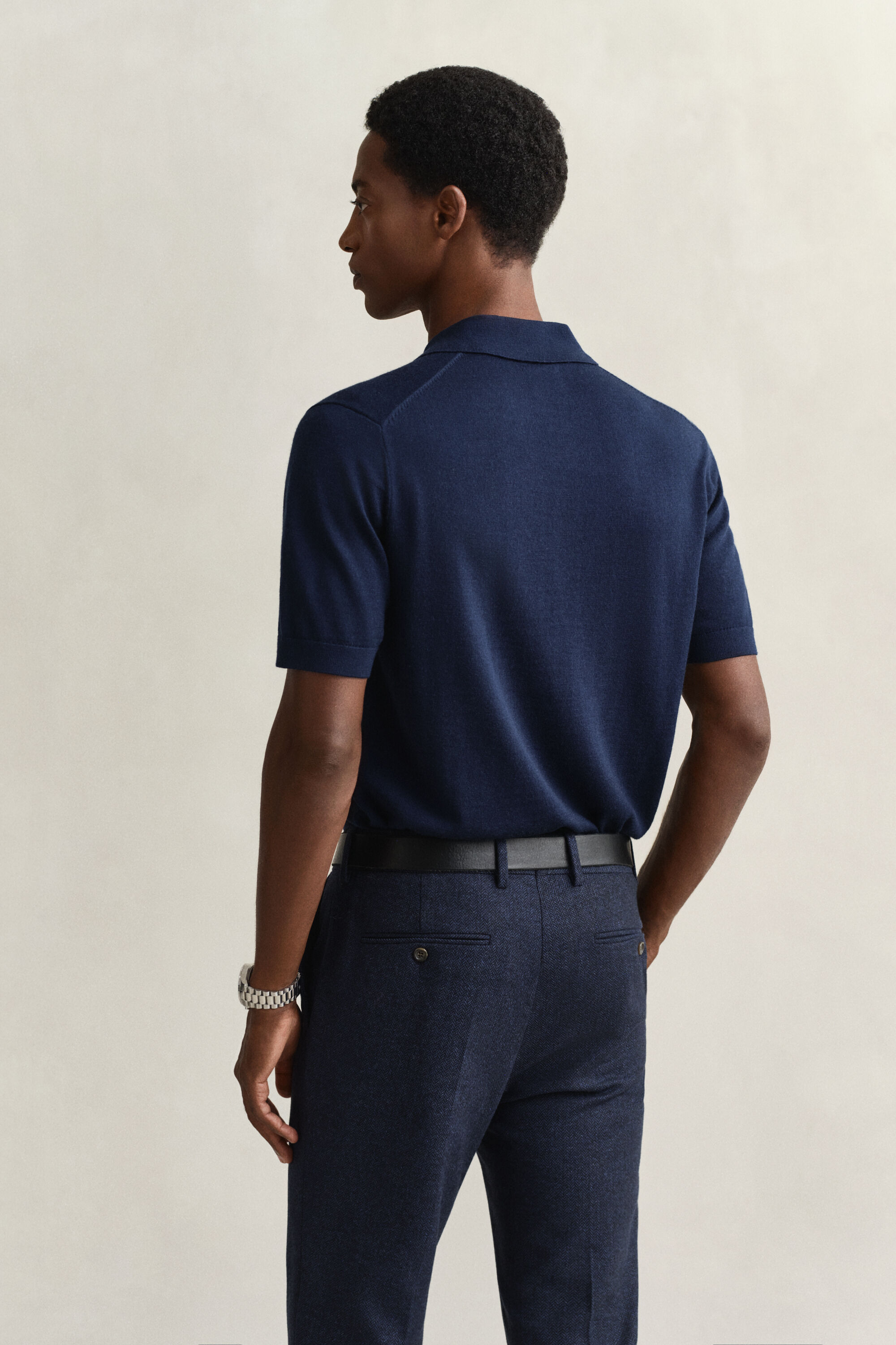 Polo a maniche corte realizzata in pregiata lana merino