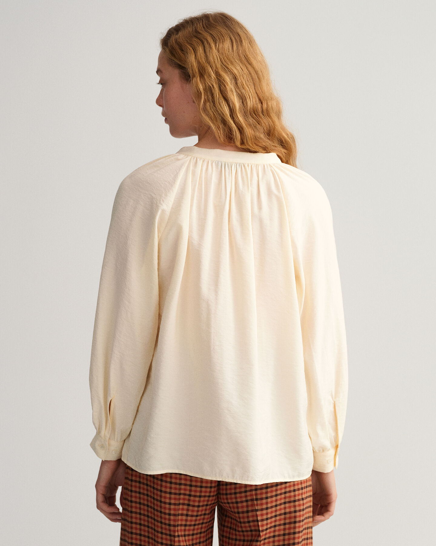 Camicetta con colletto alla coreana