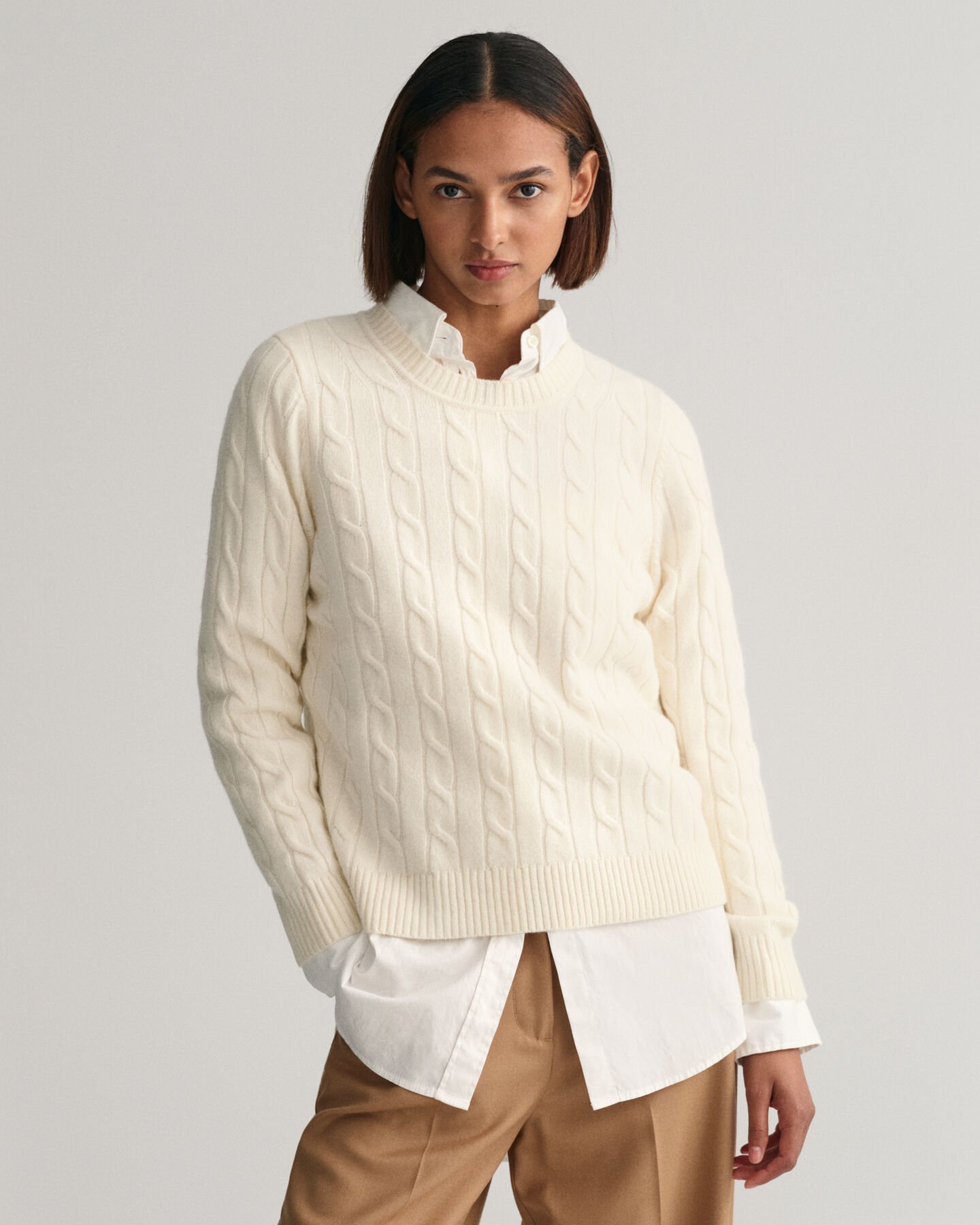 Maglia girocollo a trecce in lana d&rsquo;agnello