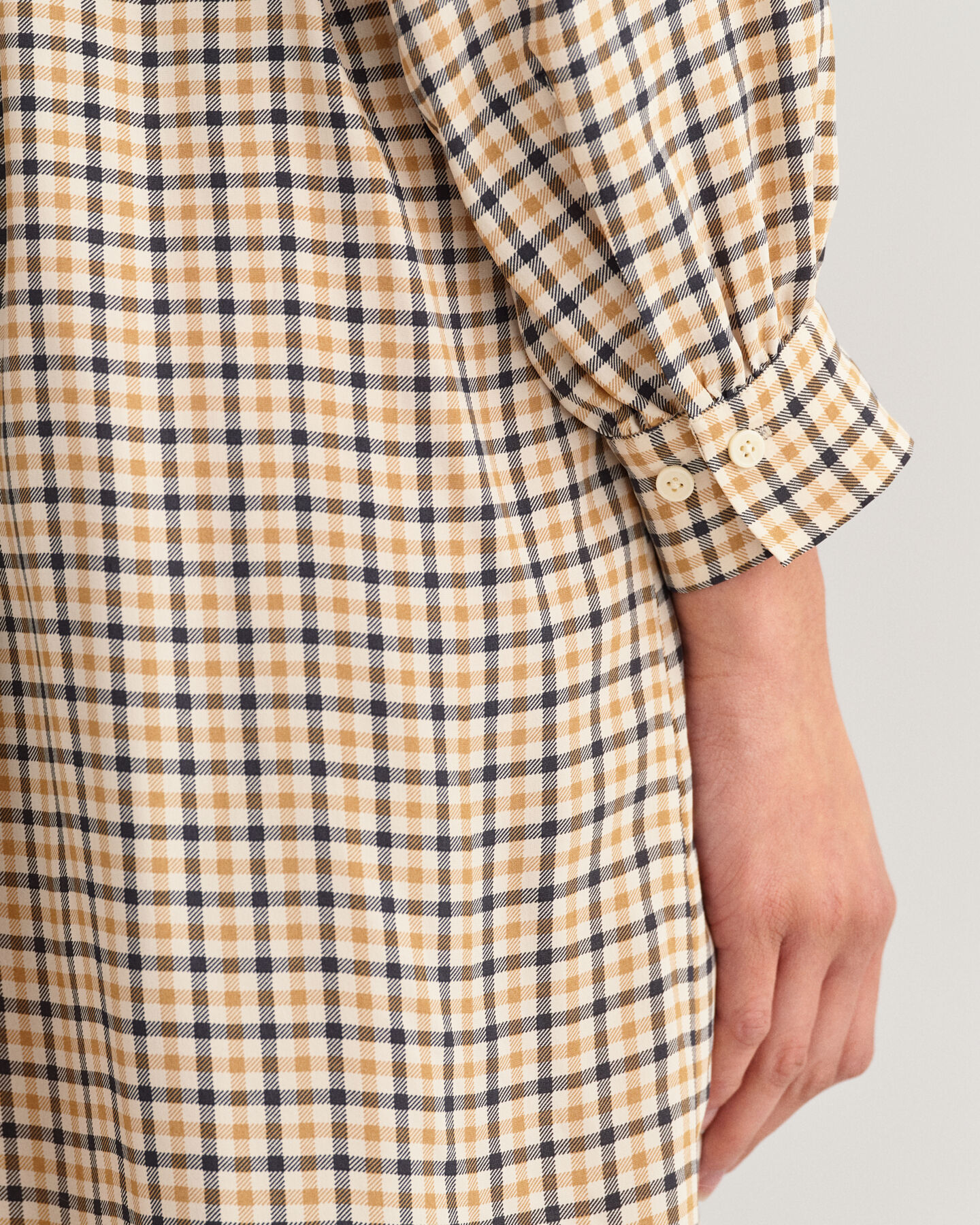 Abito chemisier a quadri con colletto alla coreana