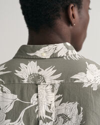 Camicia in lino-cotone con stampa di girasoli regular fit