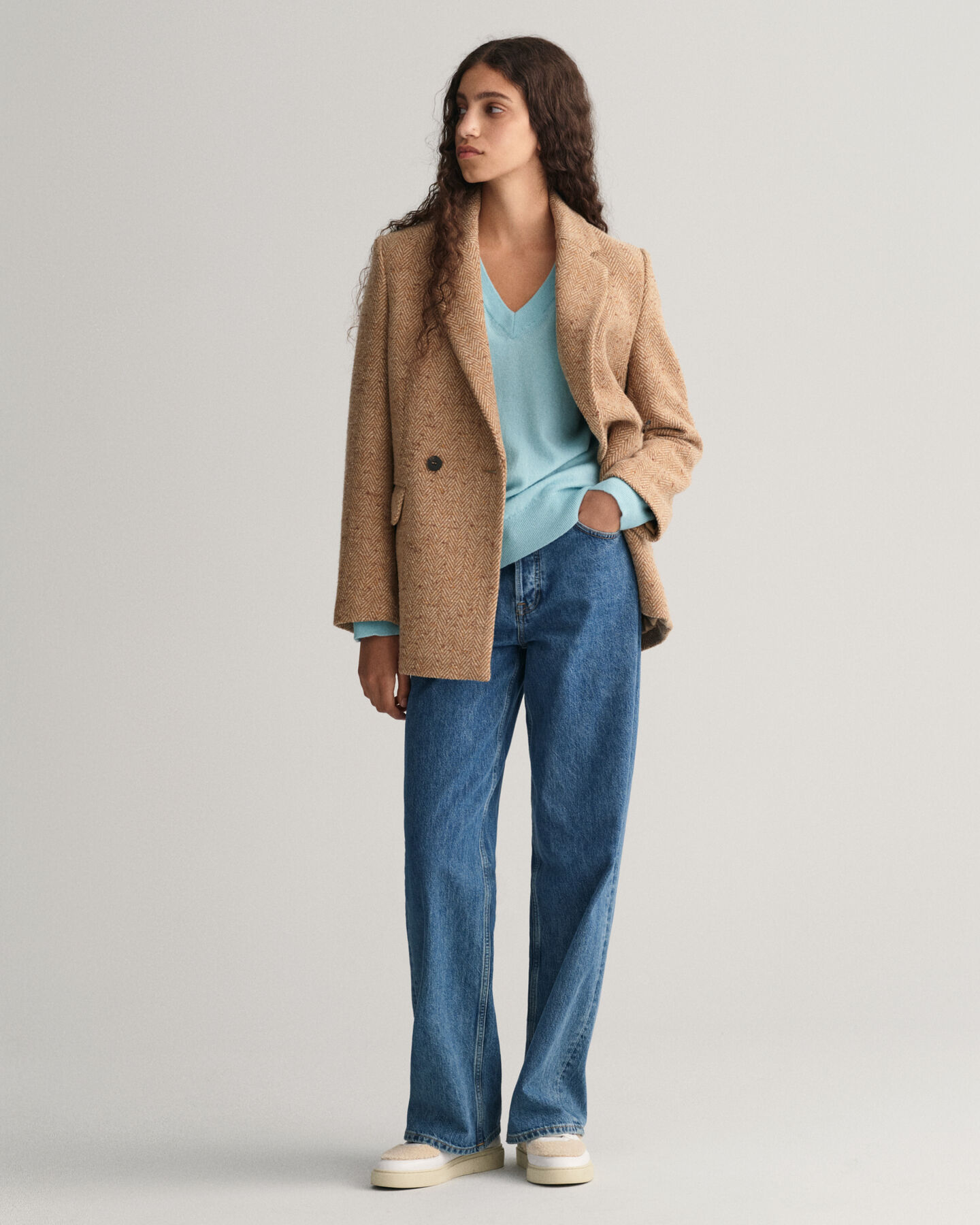 Maglia con scollo a V in lana d’agnello finissima