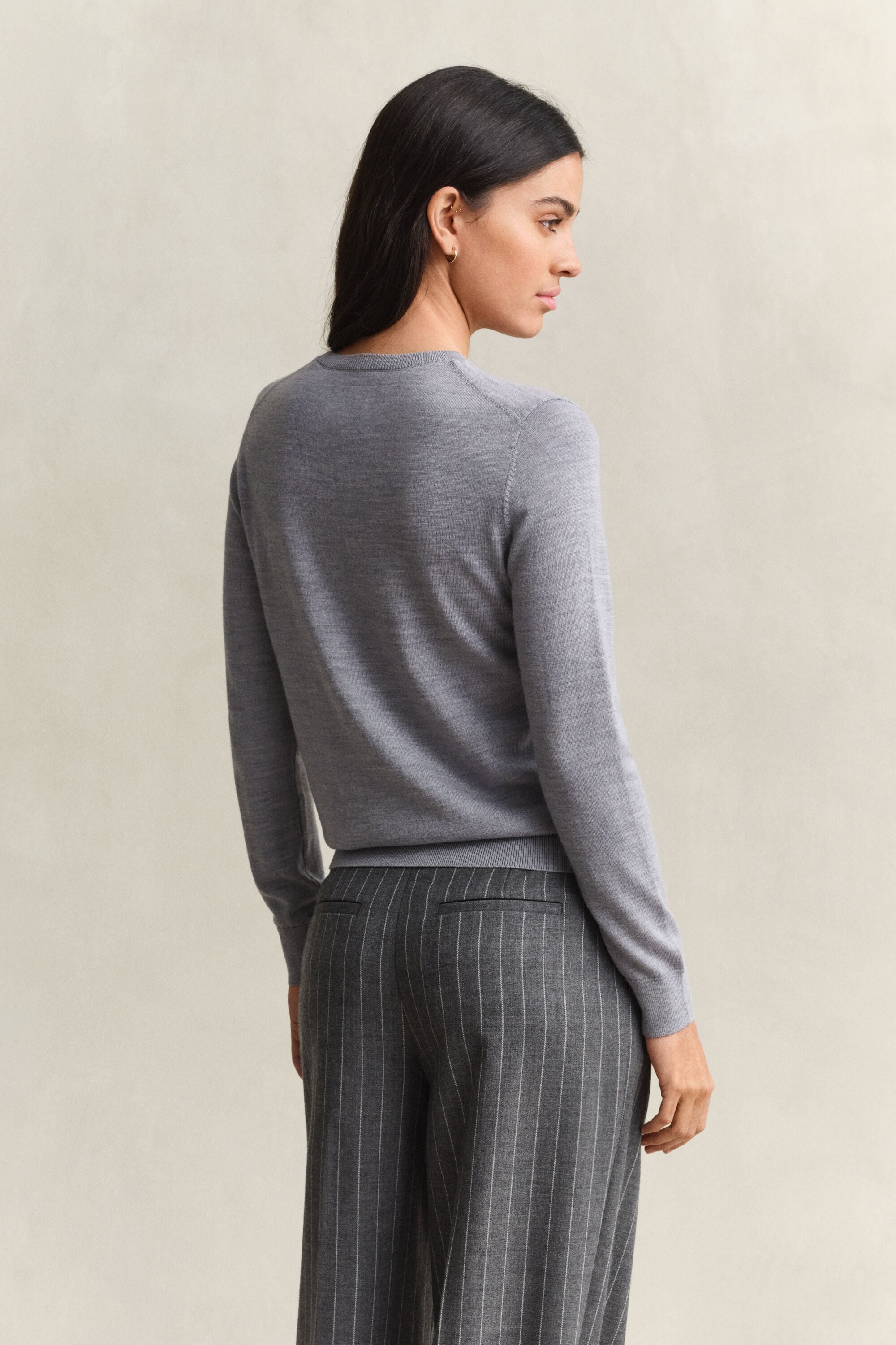 Maglia girocollo in finissima lana merino