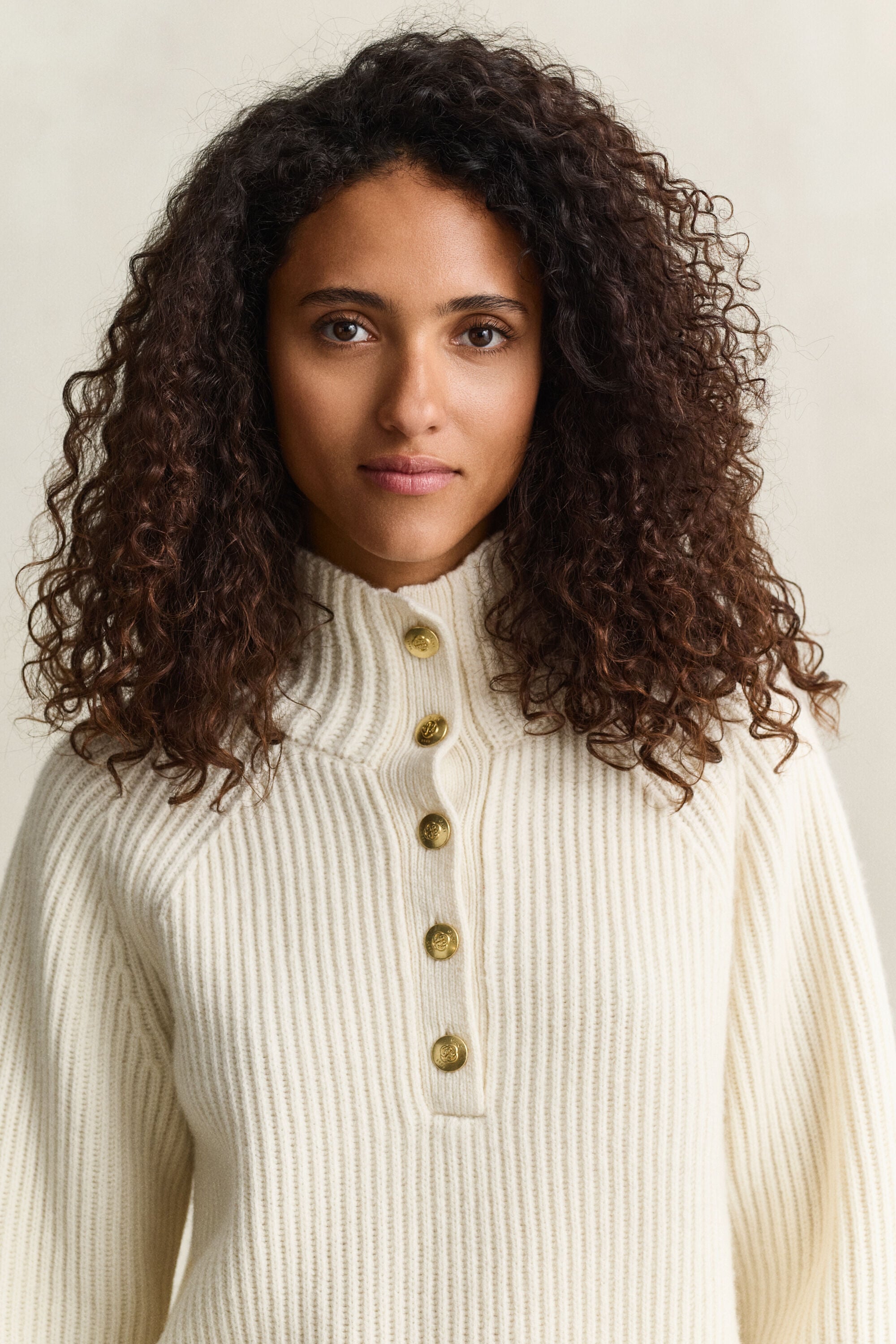 Maglia in lana d'agnello con bottoni