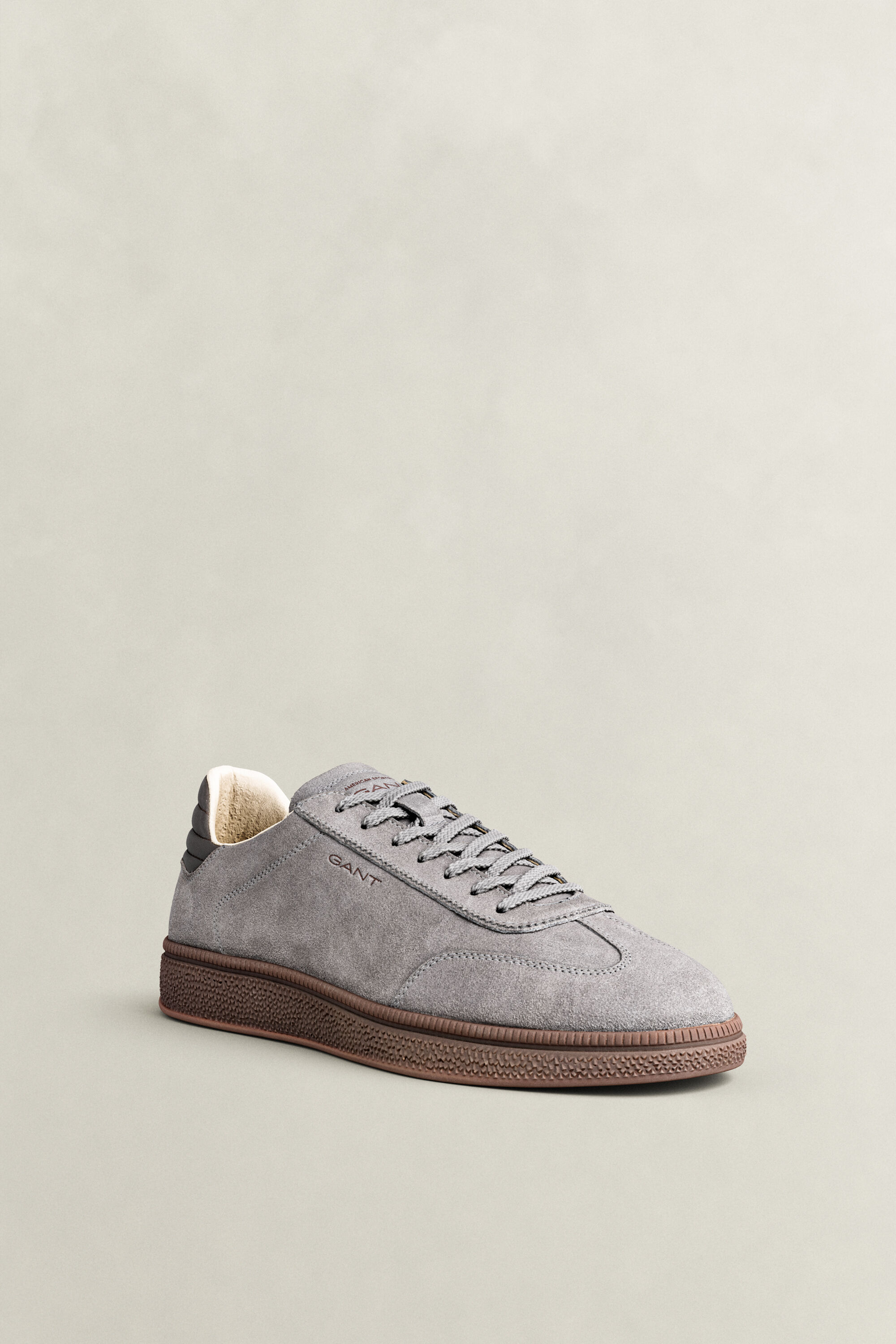 Sneakers Cuzmo in camoscio