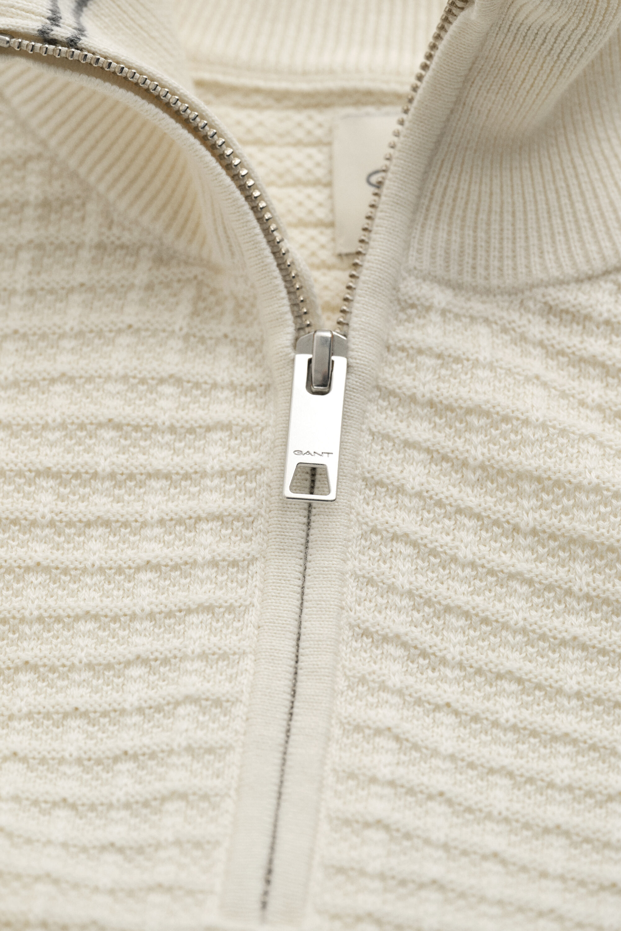 Maglia testurizzata con zip corta