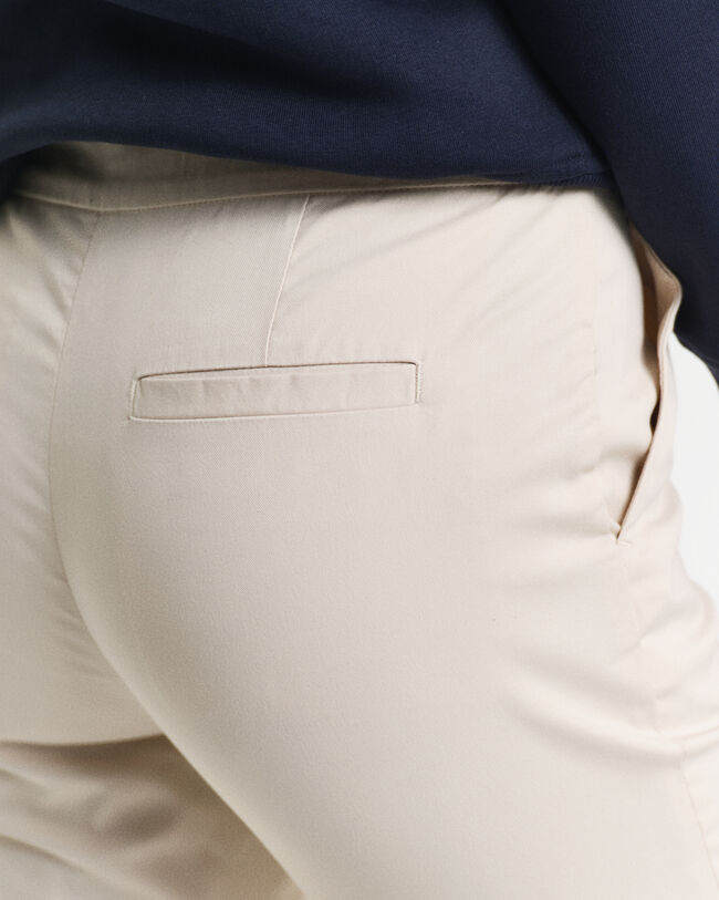 Pantaloni eleganti slim fit