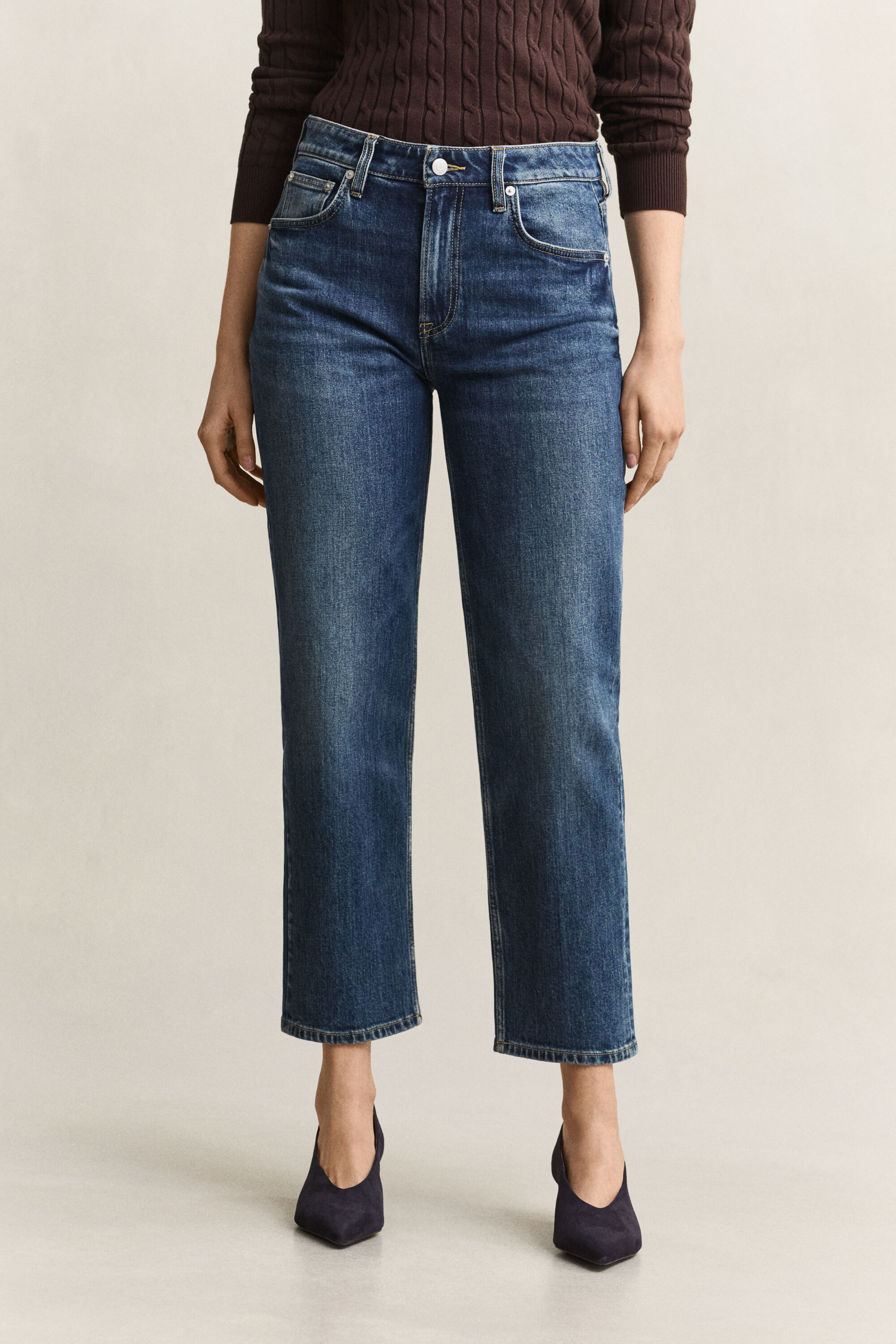 Jeans elasticizzati alla caviglia con gamba dritta