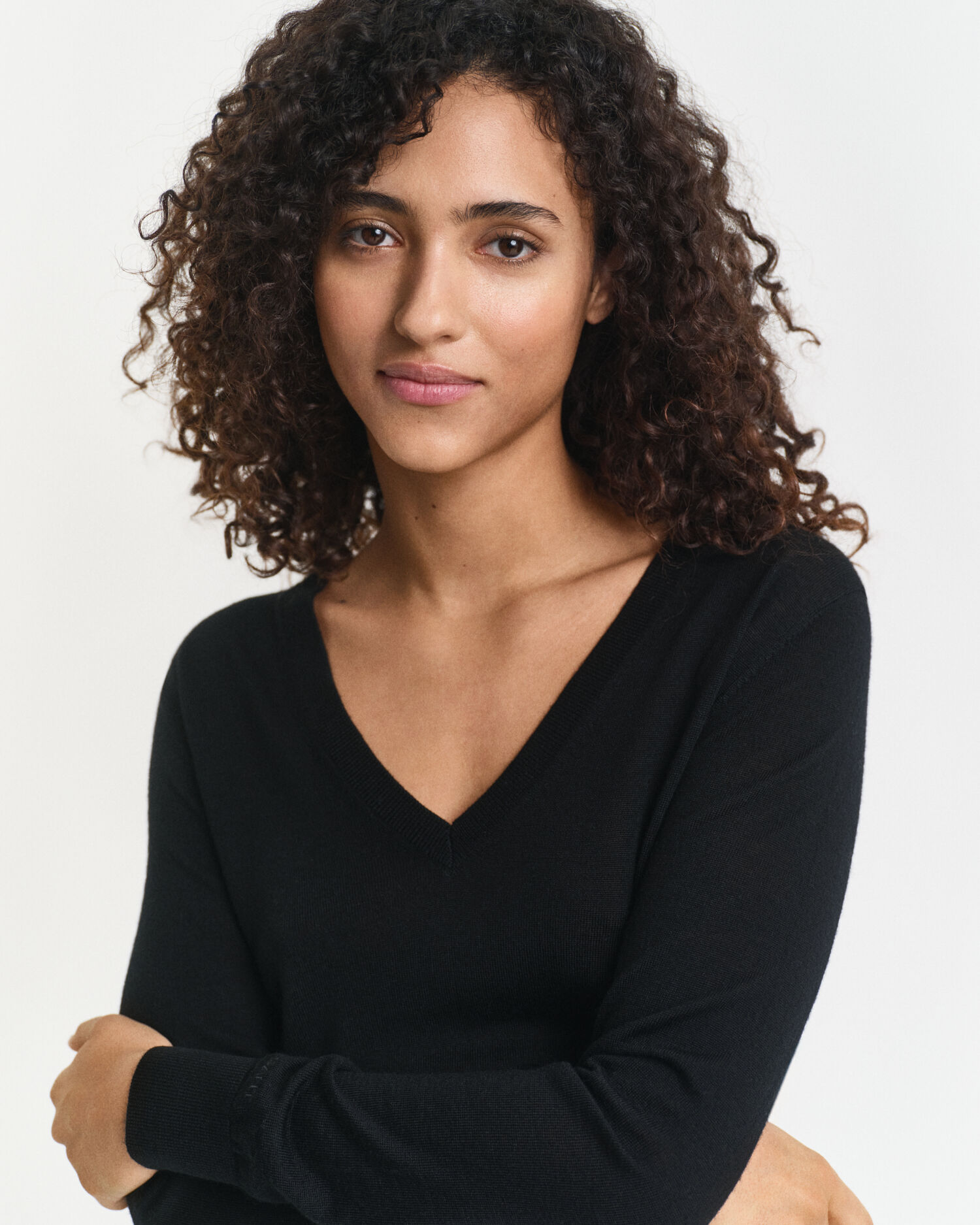 Maglia con scollo a V in finissima lana merino