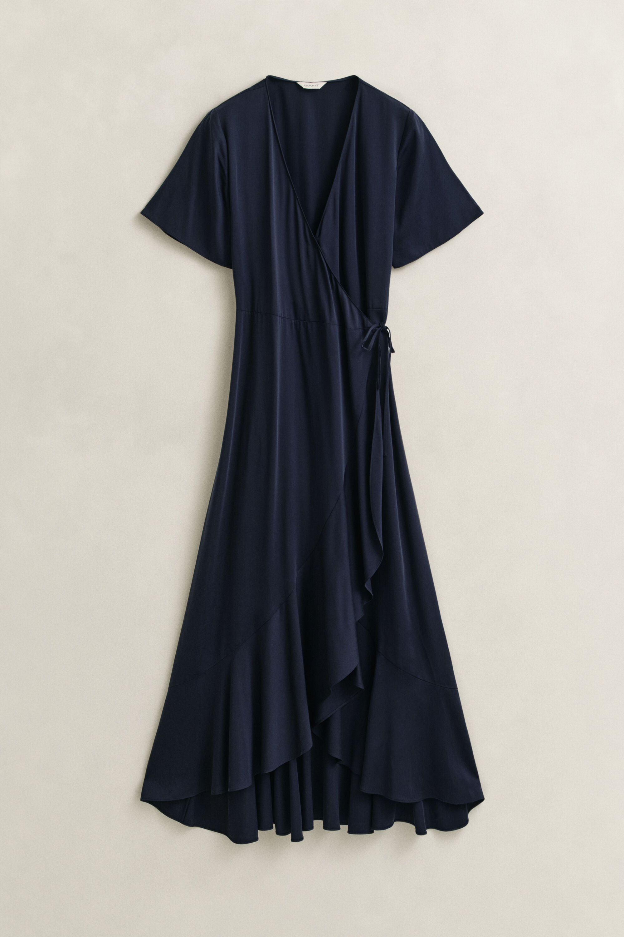 Abito a portafoglio con volant