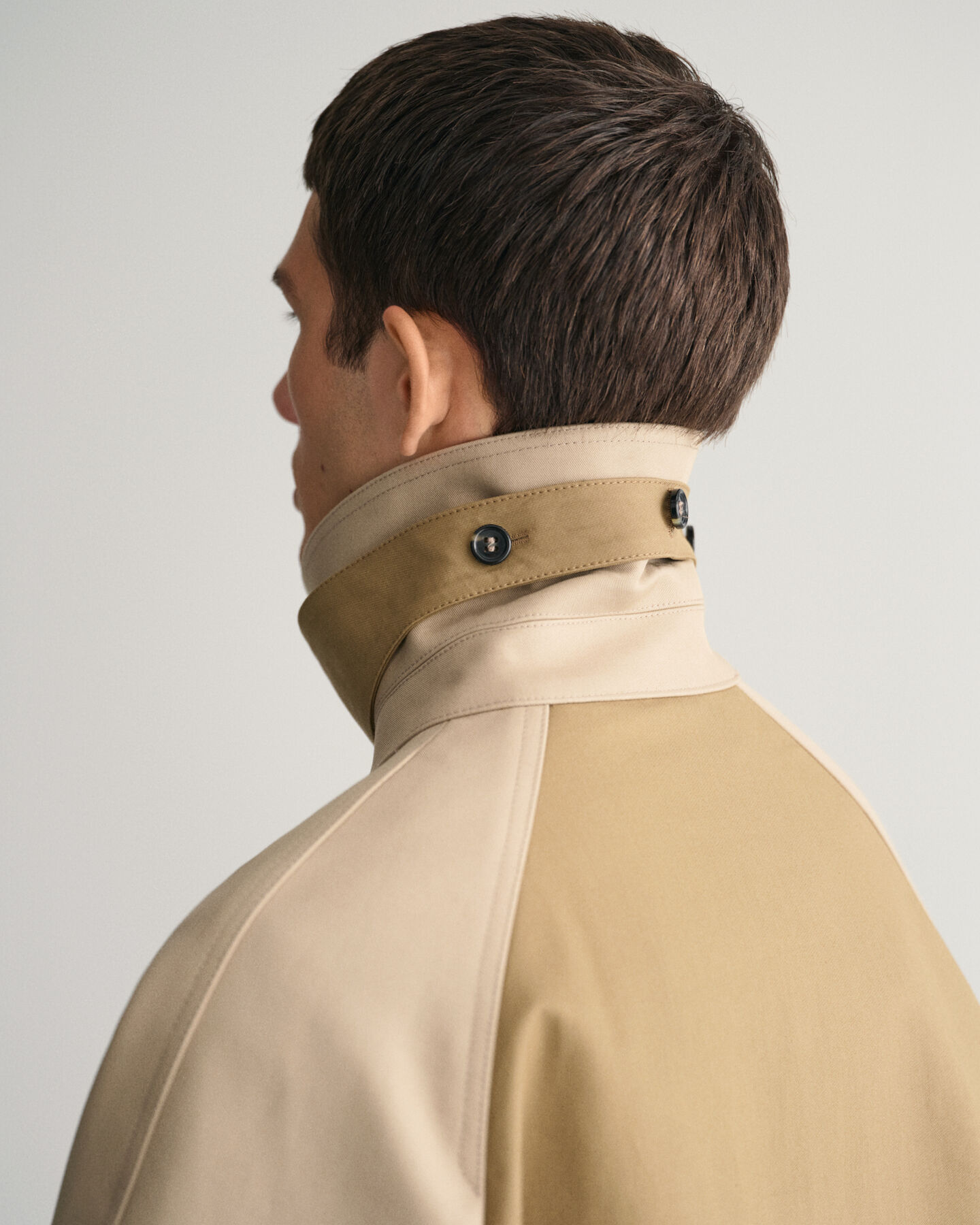 Trench lungo in cotone pesante