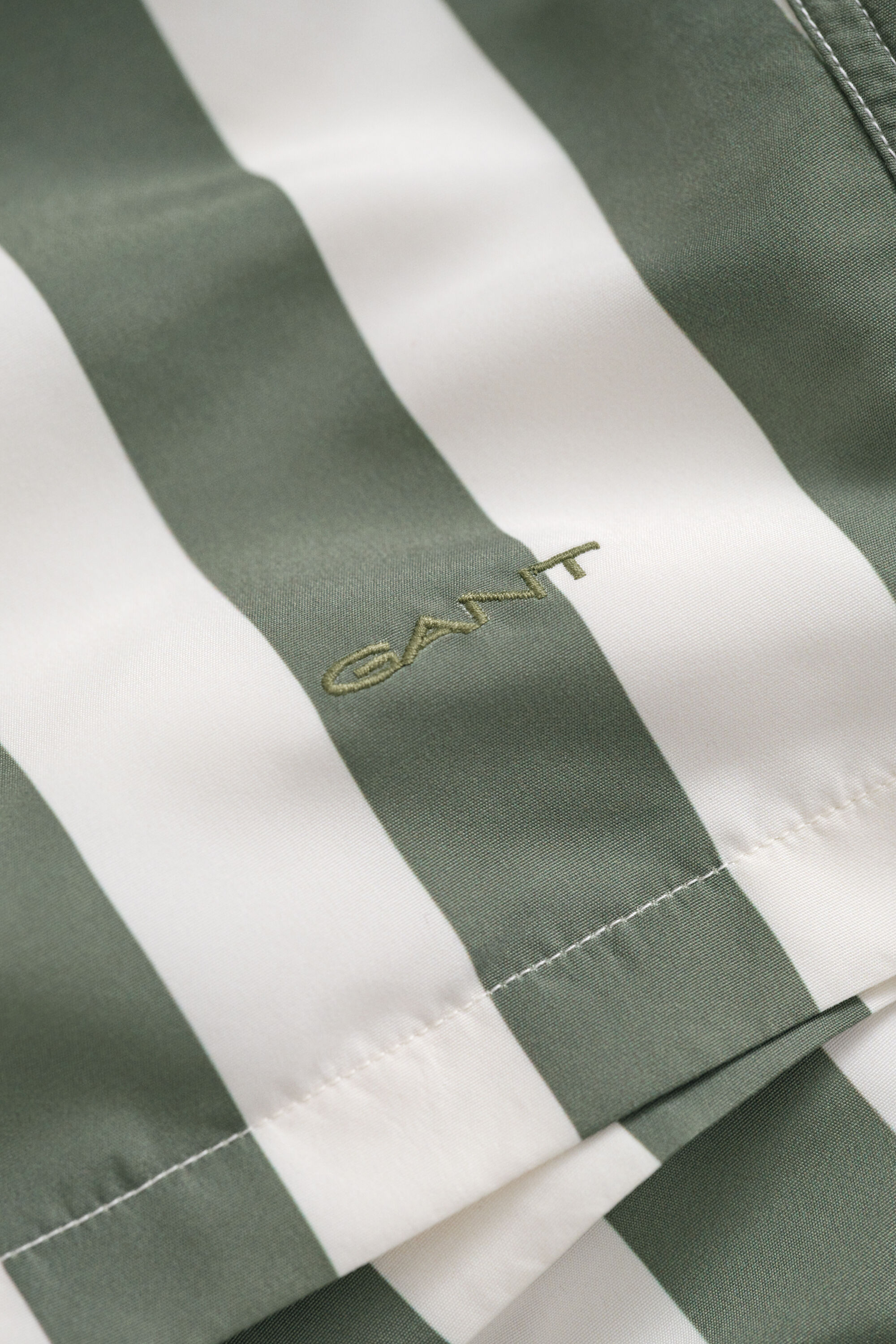 Pantaloncini da bagno a righe larghe