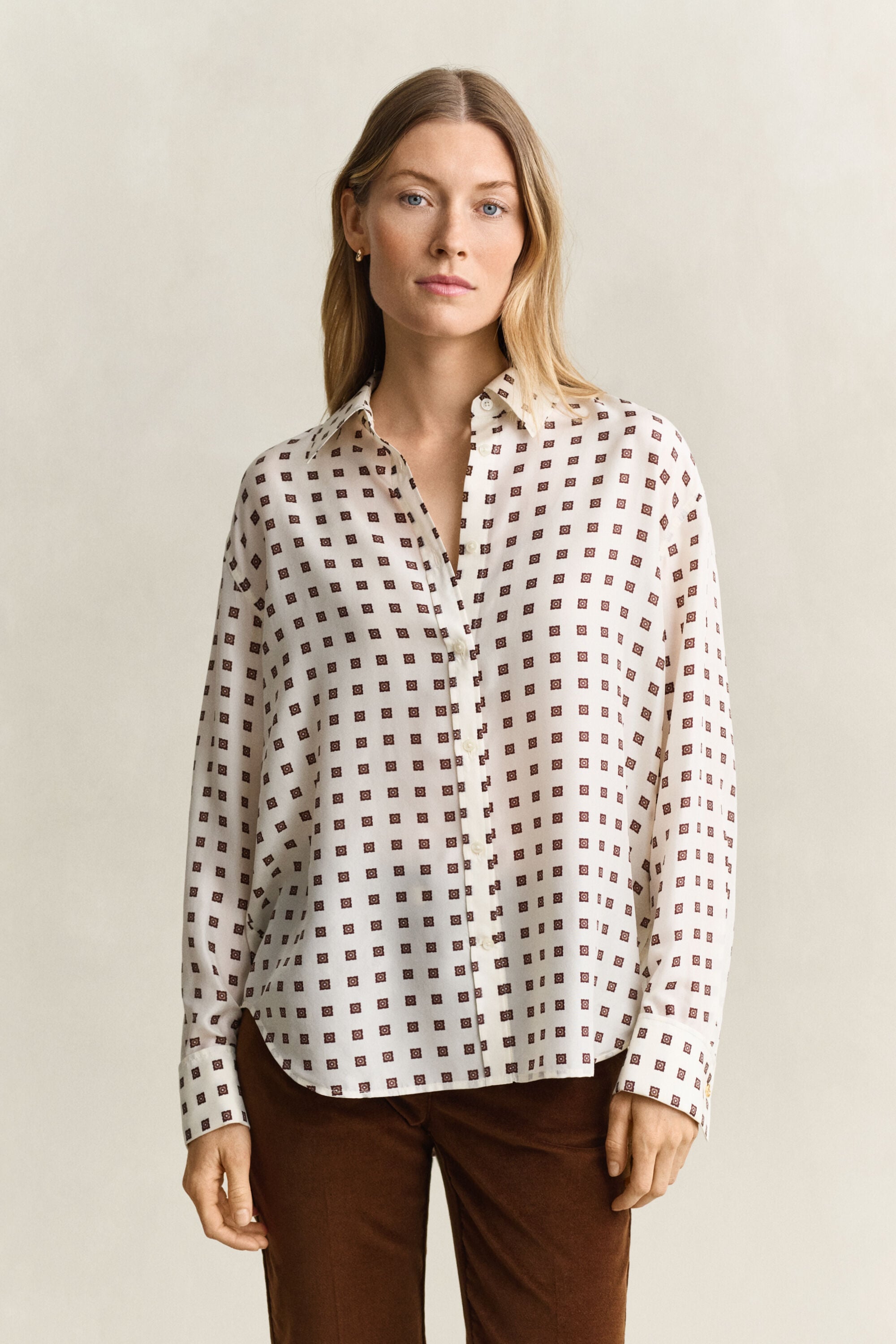 Blusa in seta habotai