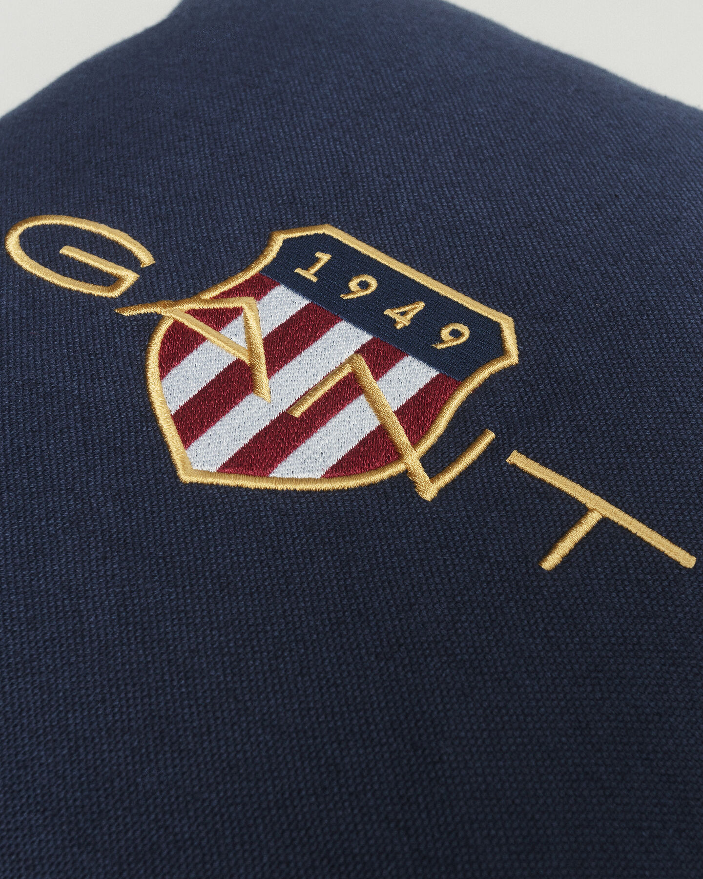 Copricuscino Archive Shield