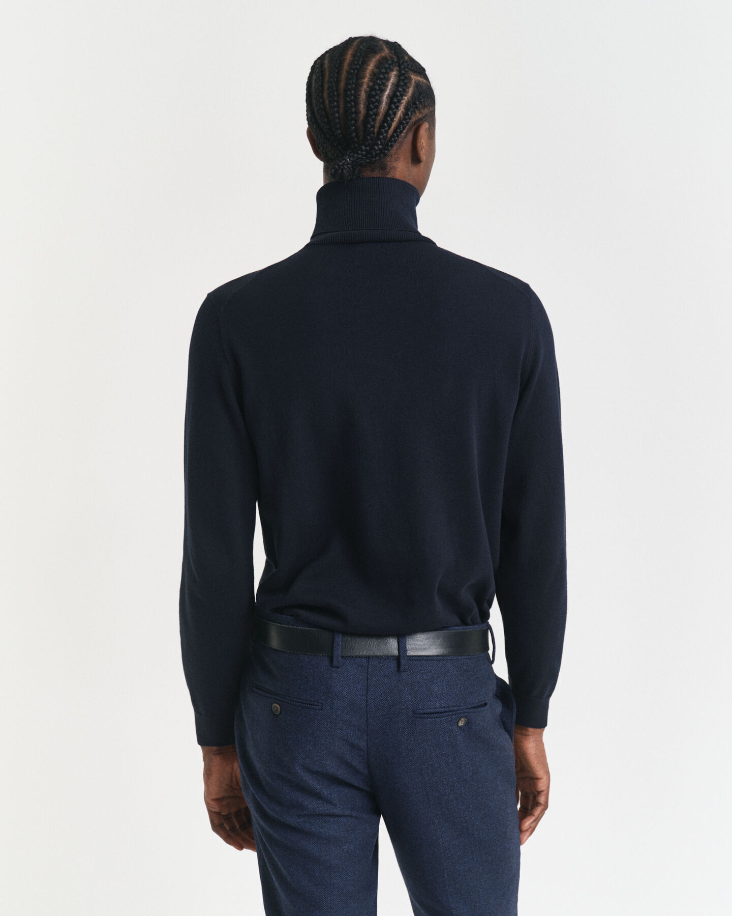 Maglia in cotone con collo alto classico