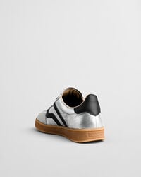 Sneakers Cuzima in pelle metallizzata