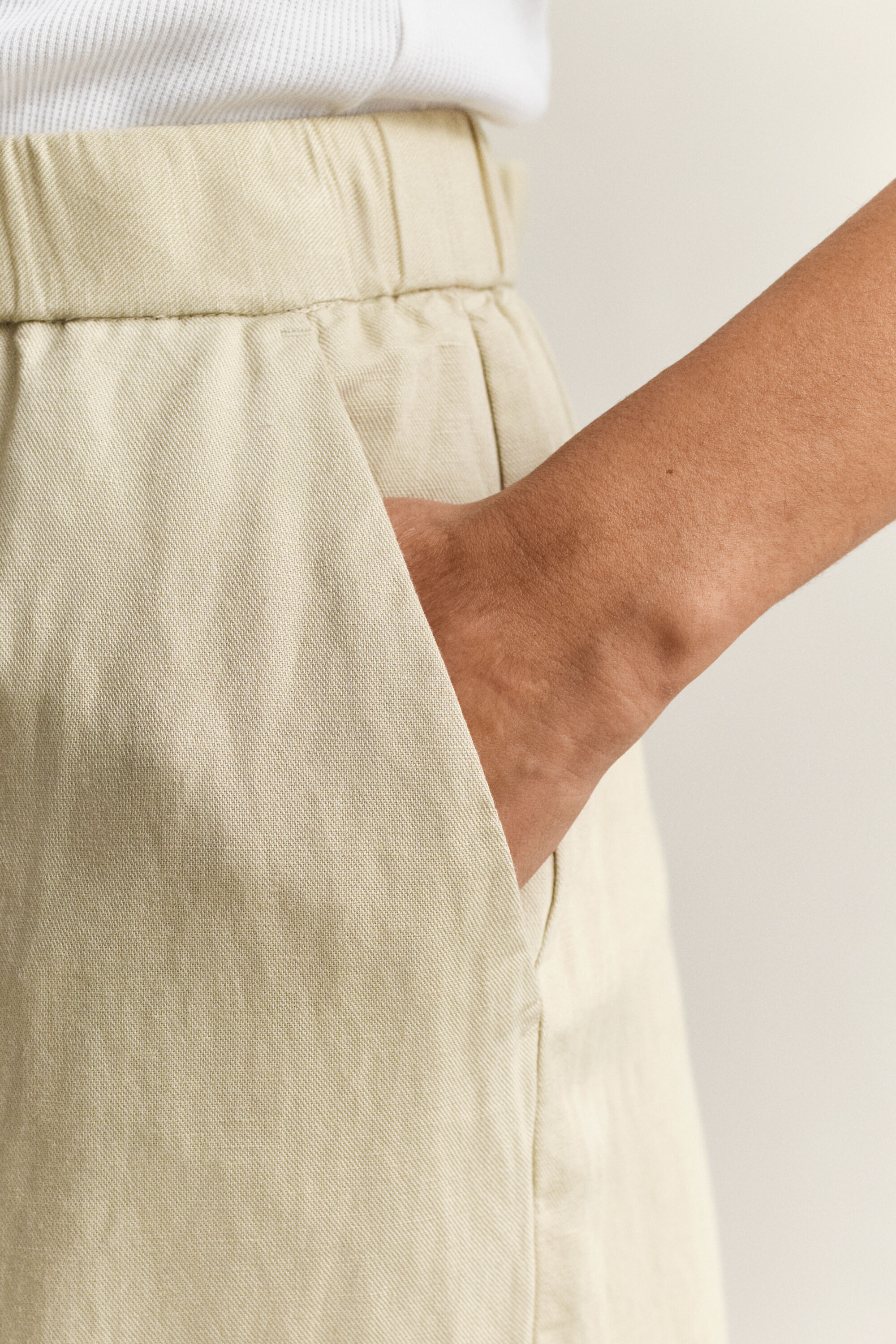 Pantaloni in misto lino