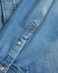 Camicia Western in denim Wrangler x GANT con vestibilità rilassata