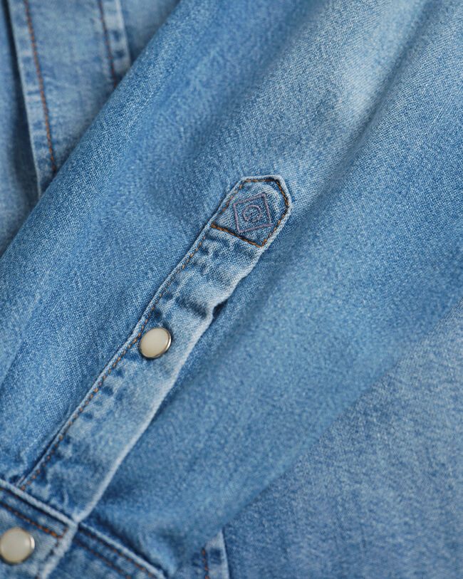 Camicia Western in denim Wrangler x GANT con vestibilità rilassata