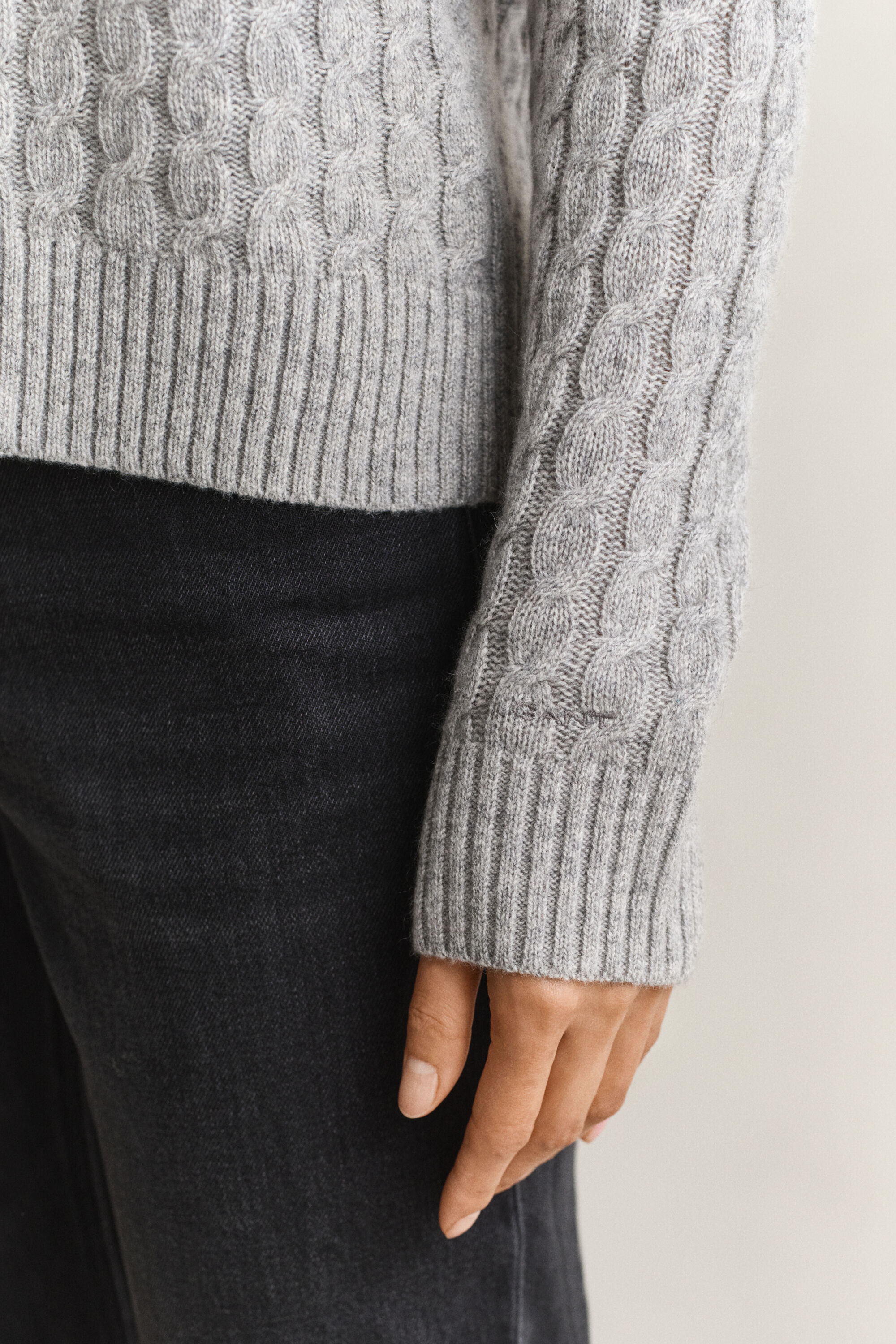 Maglia a trecce in cashmere
