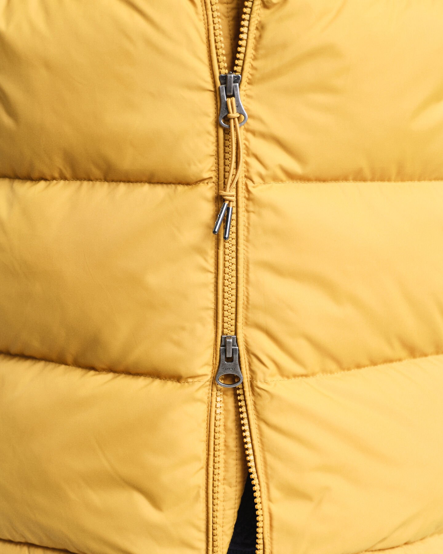 Piumino smanicato Active Cloud