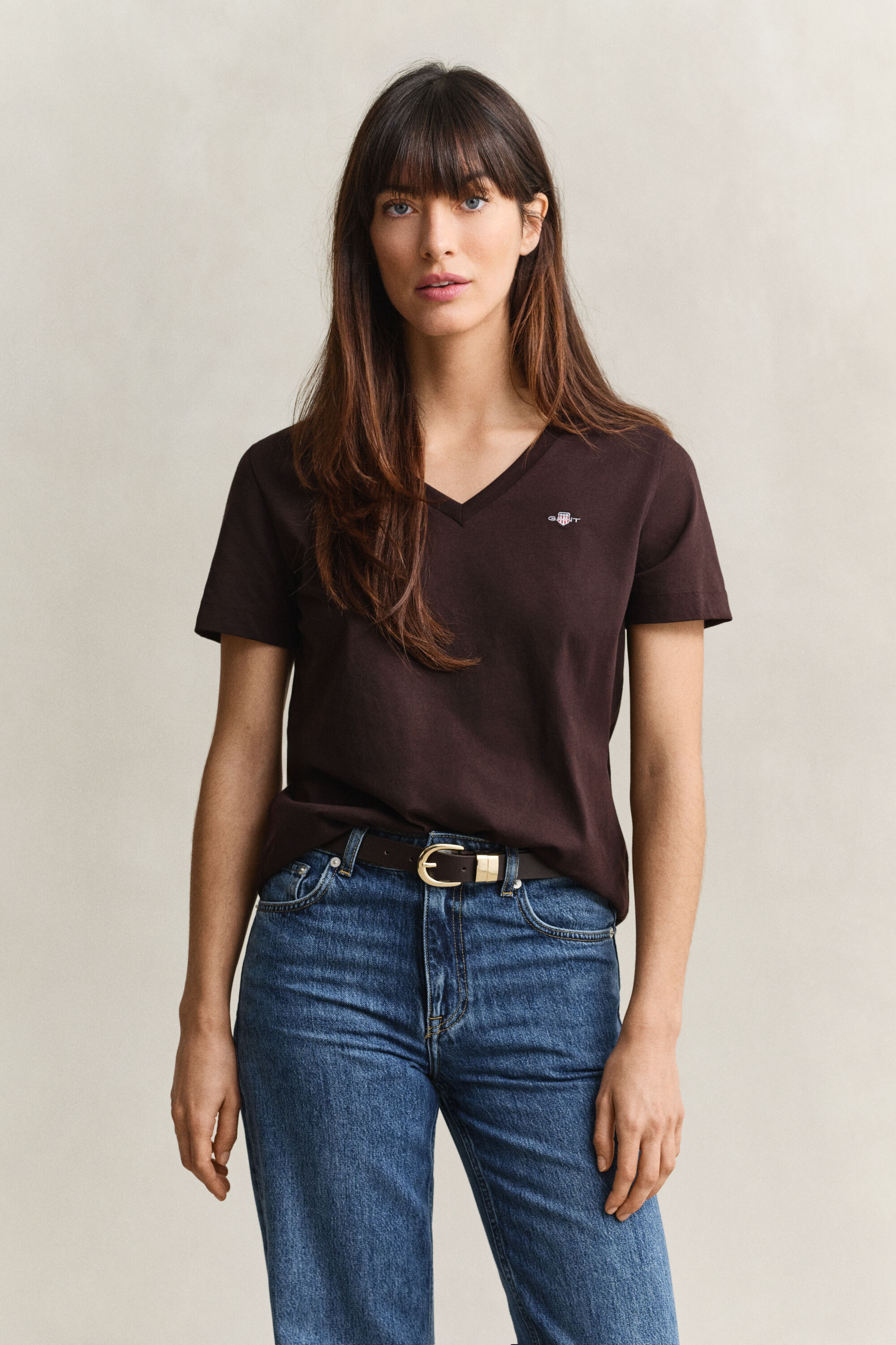 T-shirt Shield con scollo a V