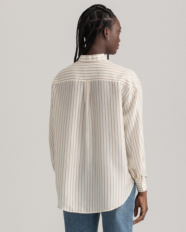 Camicia di seta gessata con fiocco