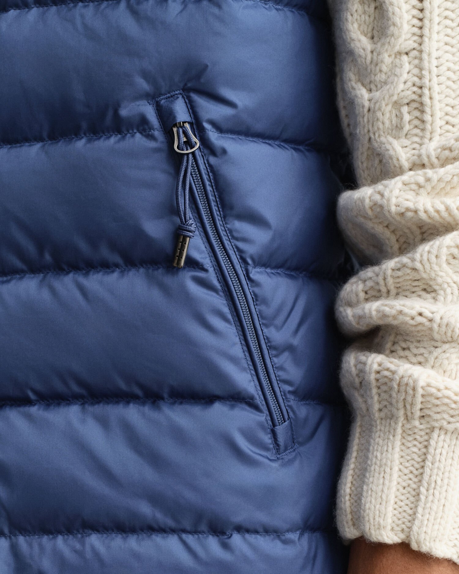 Smanicato leggero in piumino